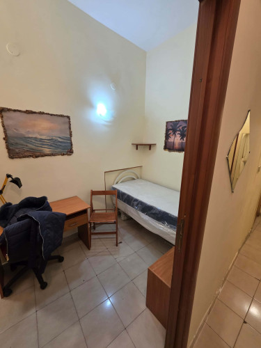 Apartment in Via dei Tribunali, Napoli for 45 m² with 3 bedrooms