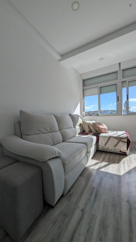 Pleasant Double Bedroom close to Fogueteiro Train Station - Gallery - 3