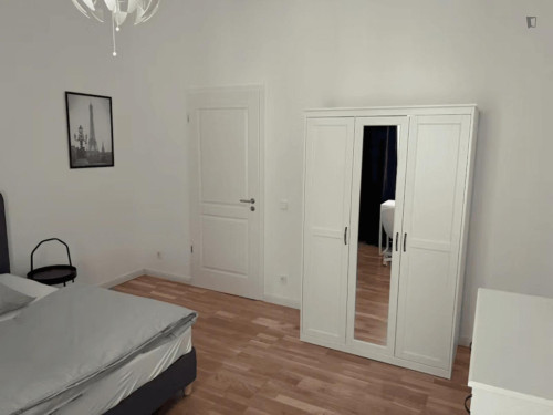 Cozy double bedroom near Rudolfkiez neighbourhood