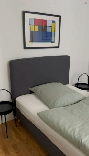 Inviting double bedroom near Boxhagener Platz 