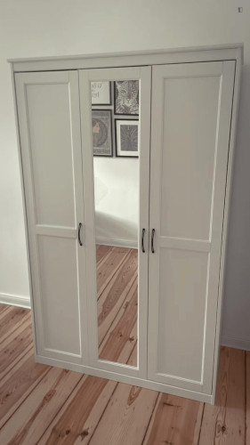 Appealing double bedroom