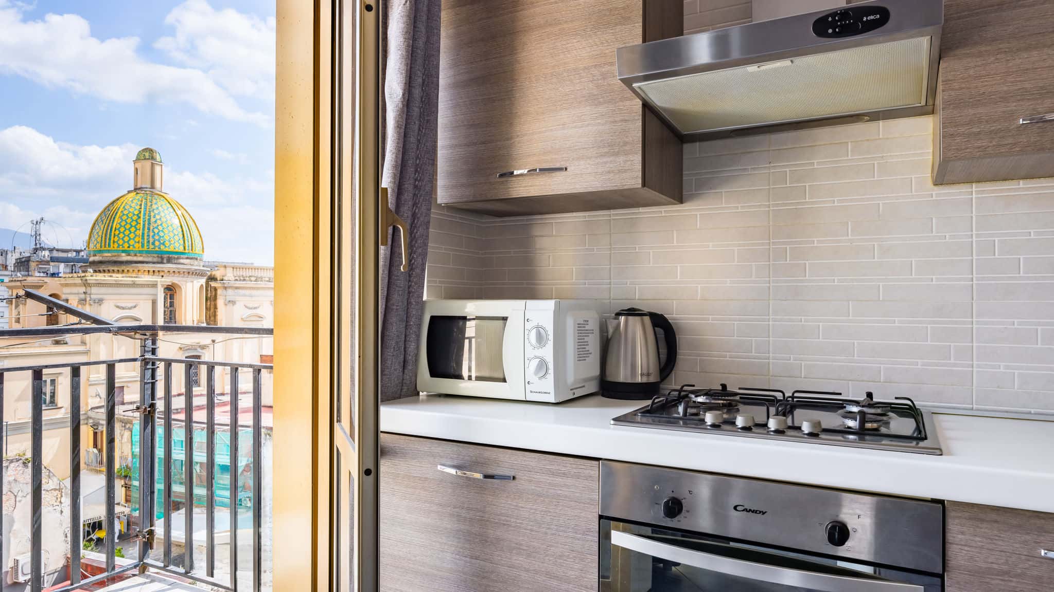 Revolutionary Apartment Near Duomo Station - 1