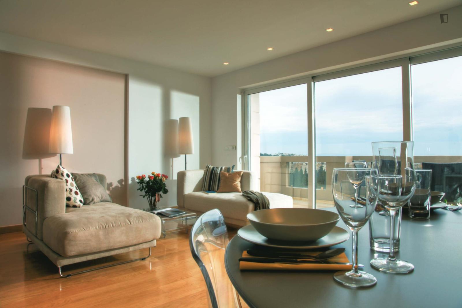 #AH18 Metz 2-Bedroom Penthouse Apartment - #AH18 Metz 2-bedroom penthouse apartment - Gallery - 1