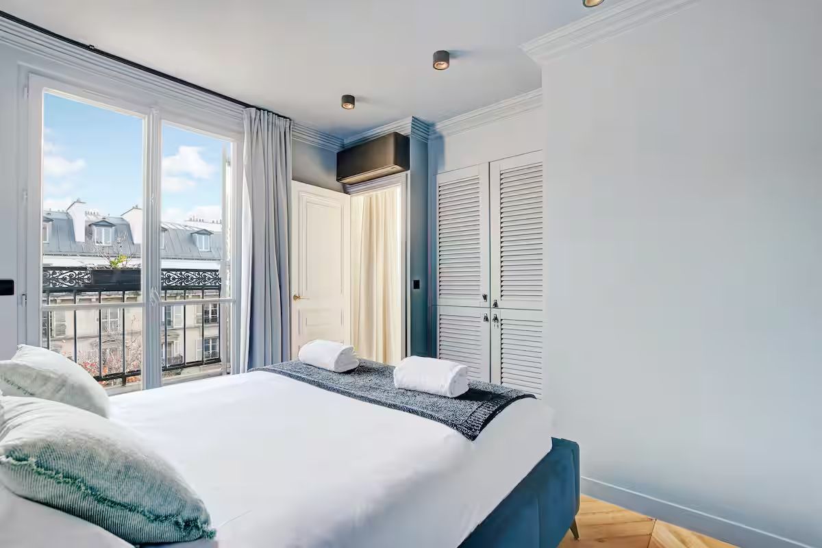  Beautiful, Spacious And Bright Apartment - Les Halles  -  Beautiful, spacious and bright apartment - Les Halles  - Gallery -  10