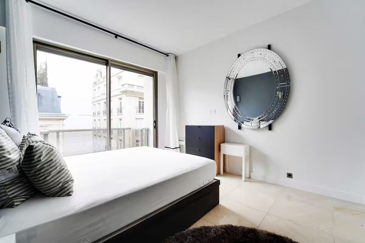 Modern 2-Bedroom/4-Person Apartment - Montaigne - Modern 2-bedroom/4-person apartment - Montaigne - Gallery - 6