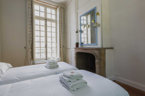 Exceptional apt - 2BR/4P- Notre-Dame Cathedral