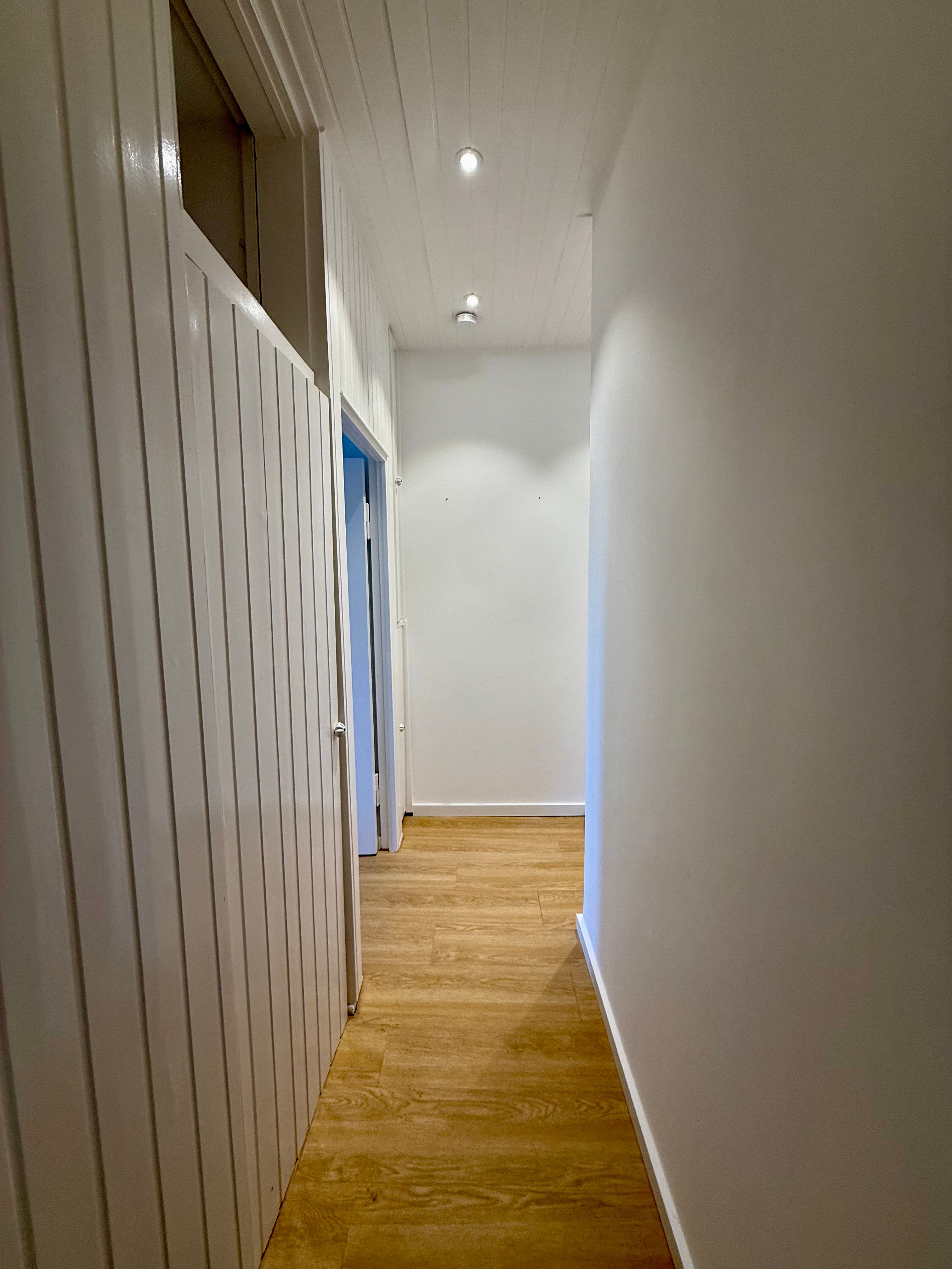  First Occupancy After Extensive Renovation – Bright Apartment With Balcony In Berlin-Charlottenburg  -  First occupancy after extensive renovation – bright apartment with balcony in Berlin-Charlottenburg  - Gallery -  6