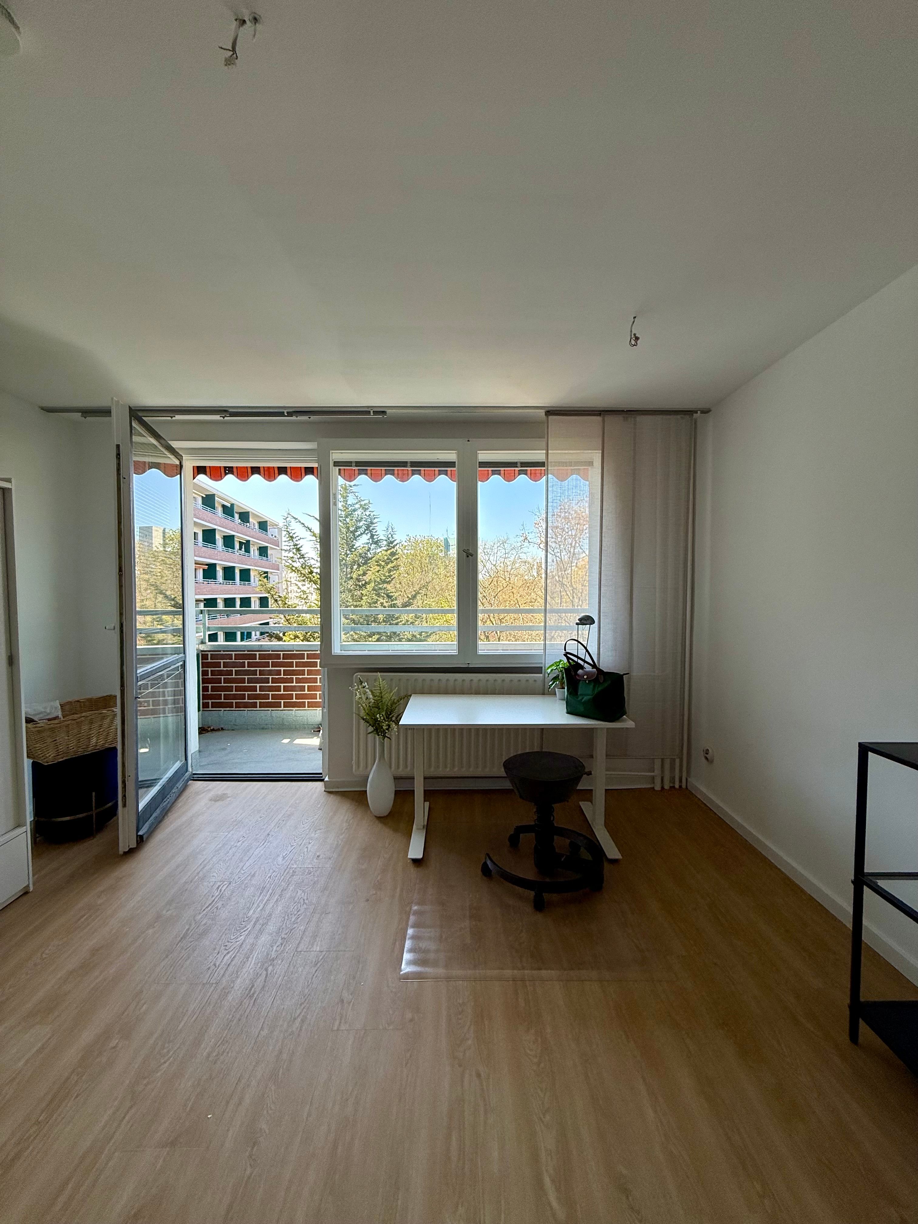  First Occupancy After Extensive Renovation – Bright Apartment With Balcony In Berlin-Charlottenburg  -  First occupancy after extensive renovation – bright apartment with balcony in Berlin-Charlottenburg  - Gallery -  8