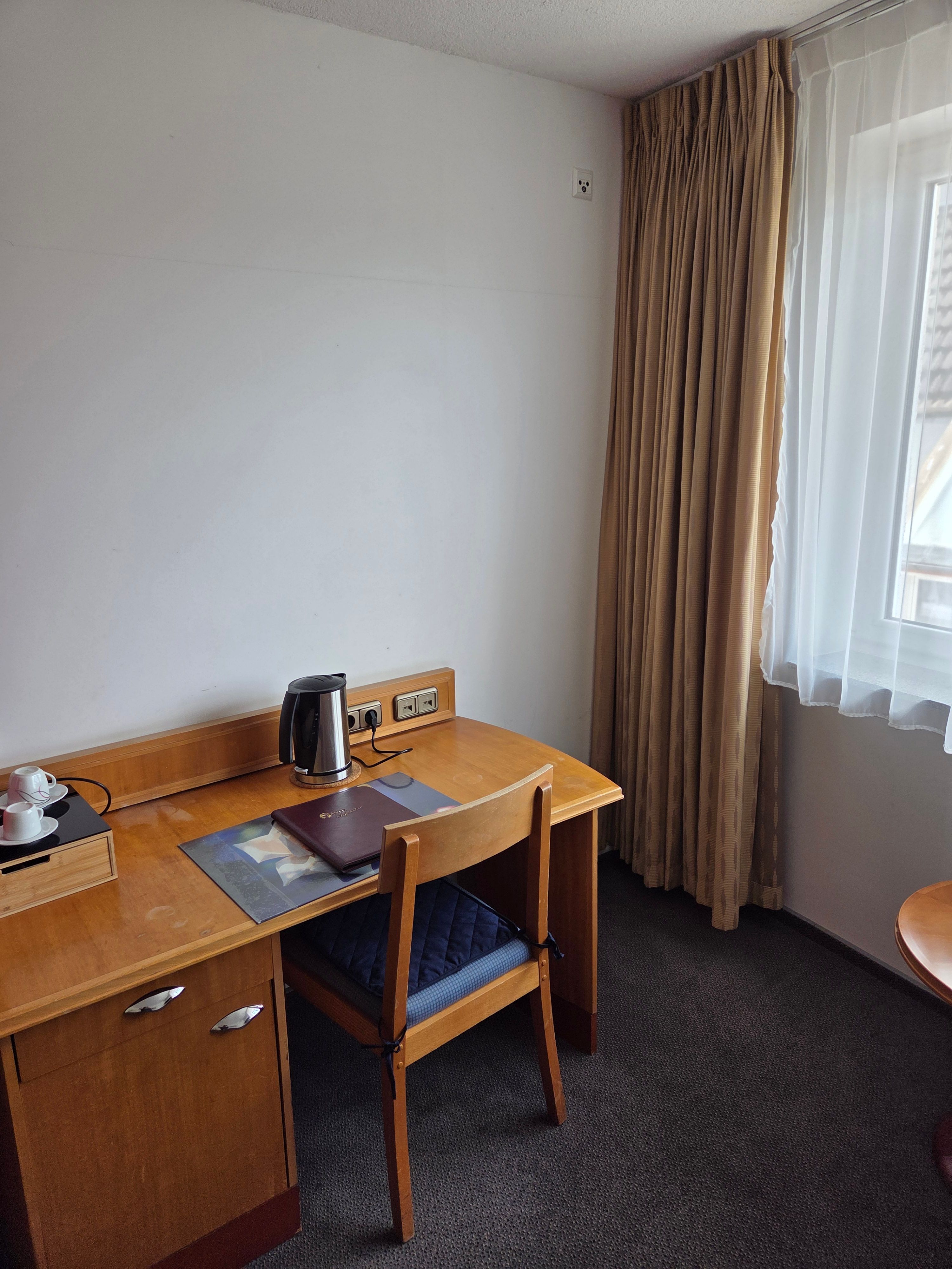  Spacious, Neat Home Located In Sindelfingen  -  Spacious, neat home located in Sindelfingen  - Gallery -  11