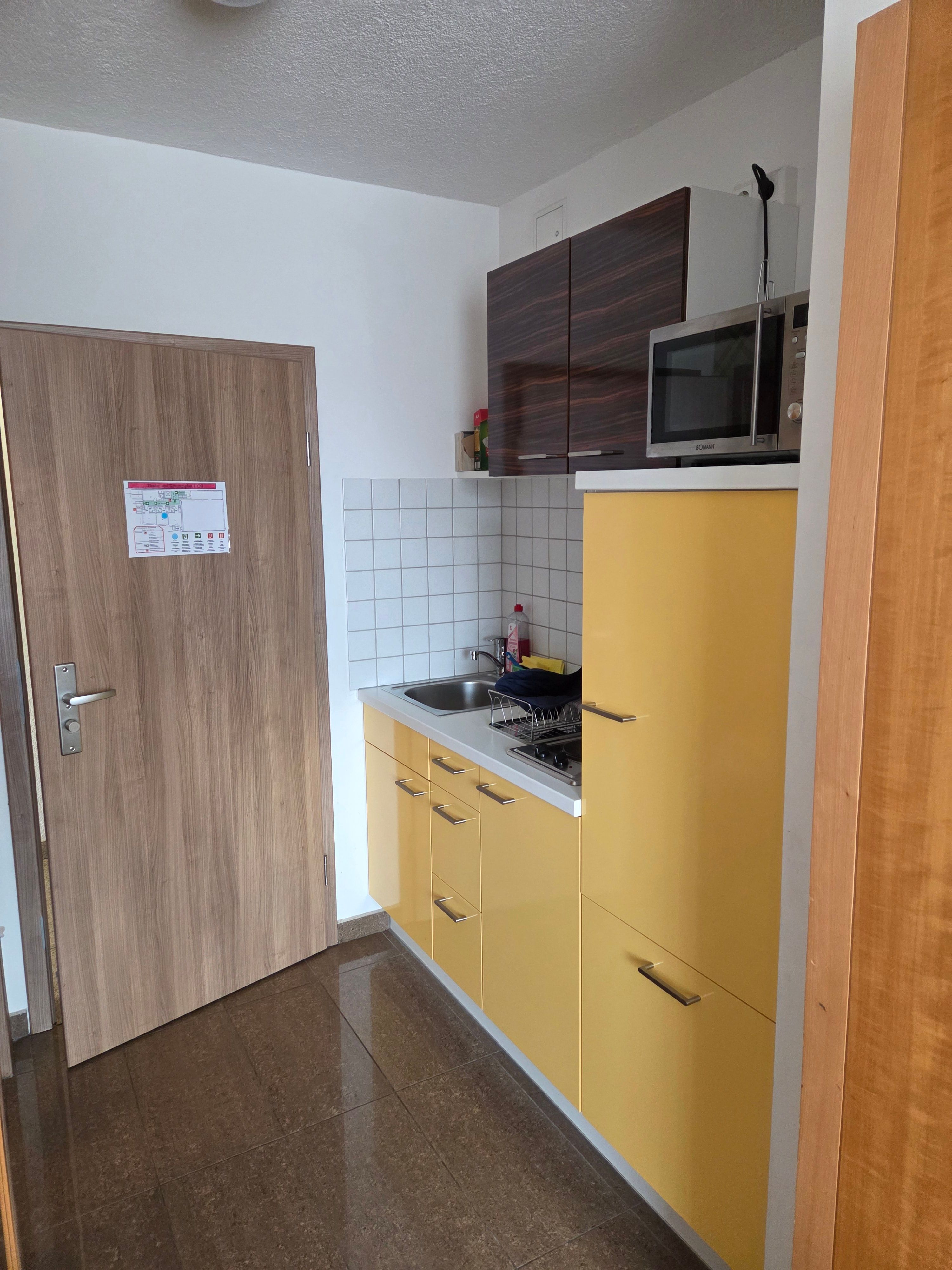  Spacious, Neat Home Located In Sindelfingen  -  Spacious, neat home located in Sindelfingen  - Gallery -  5
