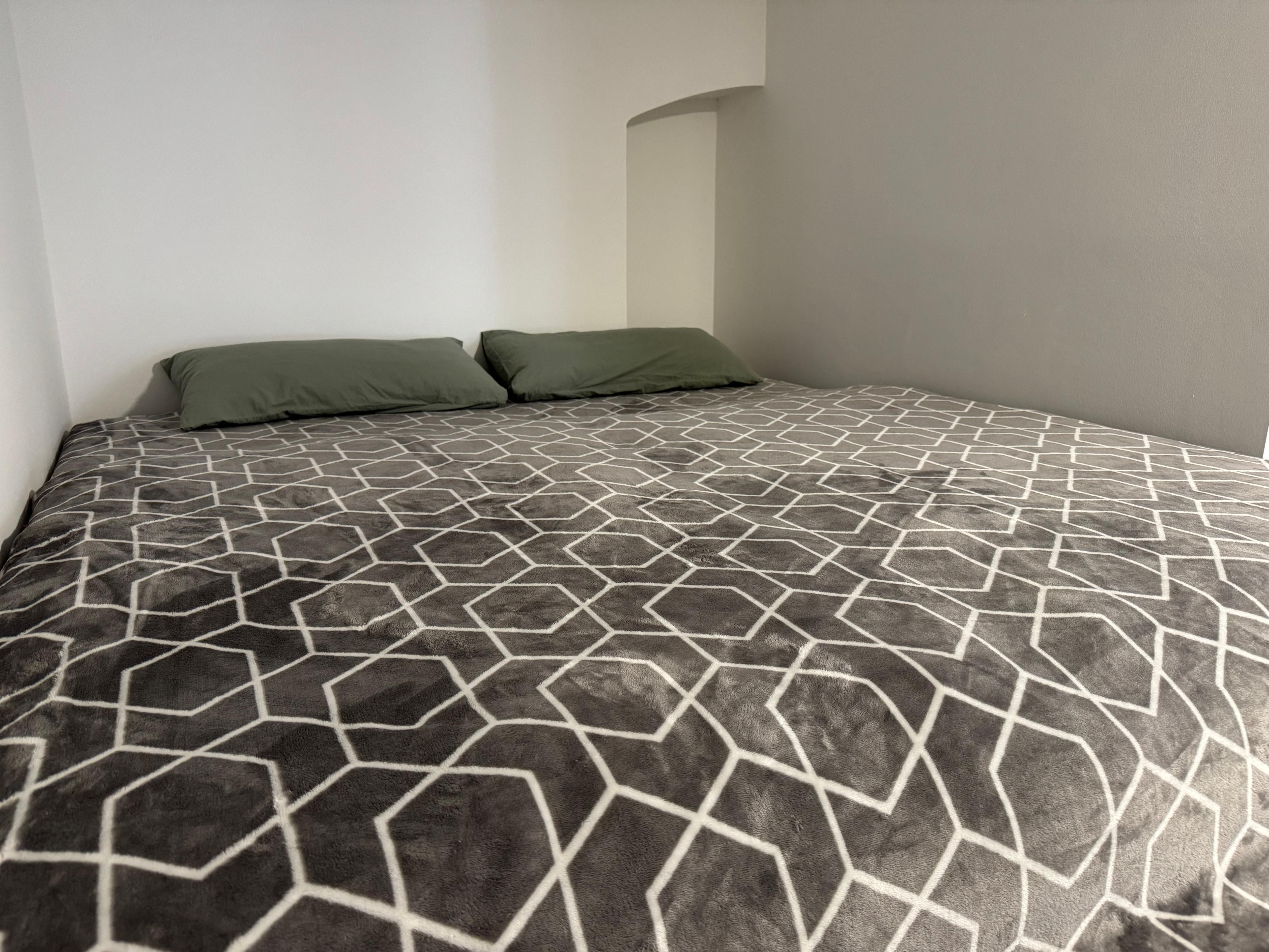  Furnished 1-Room Apartment With Terrace In A Quiet Courtyard Location (Berlin-Tiergarten)  -  Furnished 1-room apartment with terrace in a quiet courtyard location (Berlin-Tiergarten)  - Gallery -  7