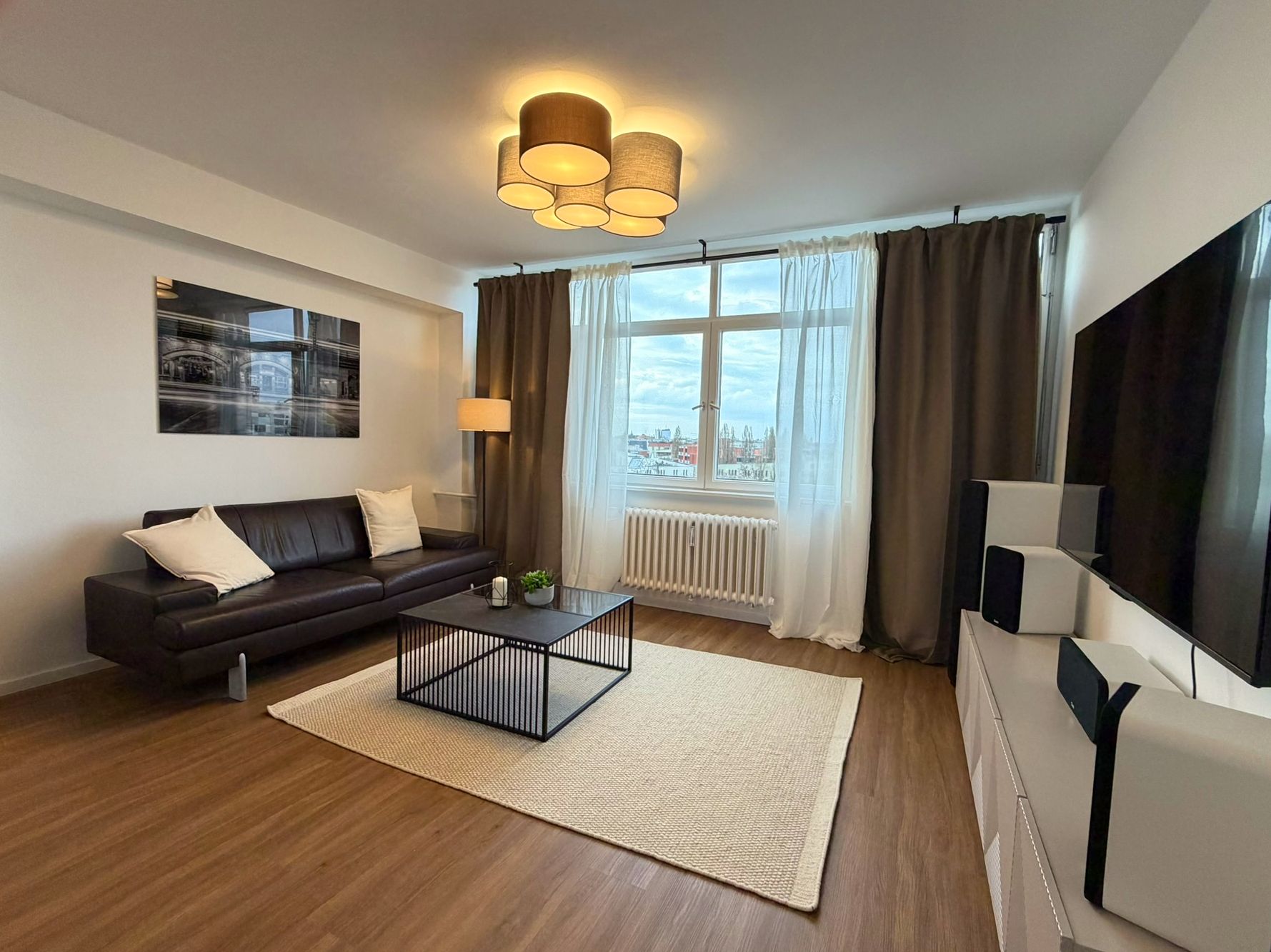  BusinessLiving – Berlin Tiergarten – Government District – Händelallee BAUHAUS Walter Gropius – Mode  -  BusinessLiving – Berlin Tiergarten – Government District – Händelallee BAUHAUS Walter Gropius – Modern apartment – with home office  - Gallery -  31