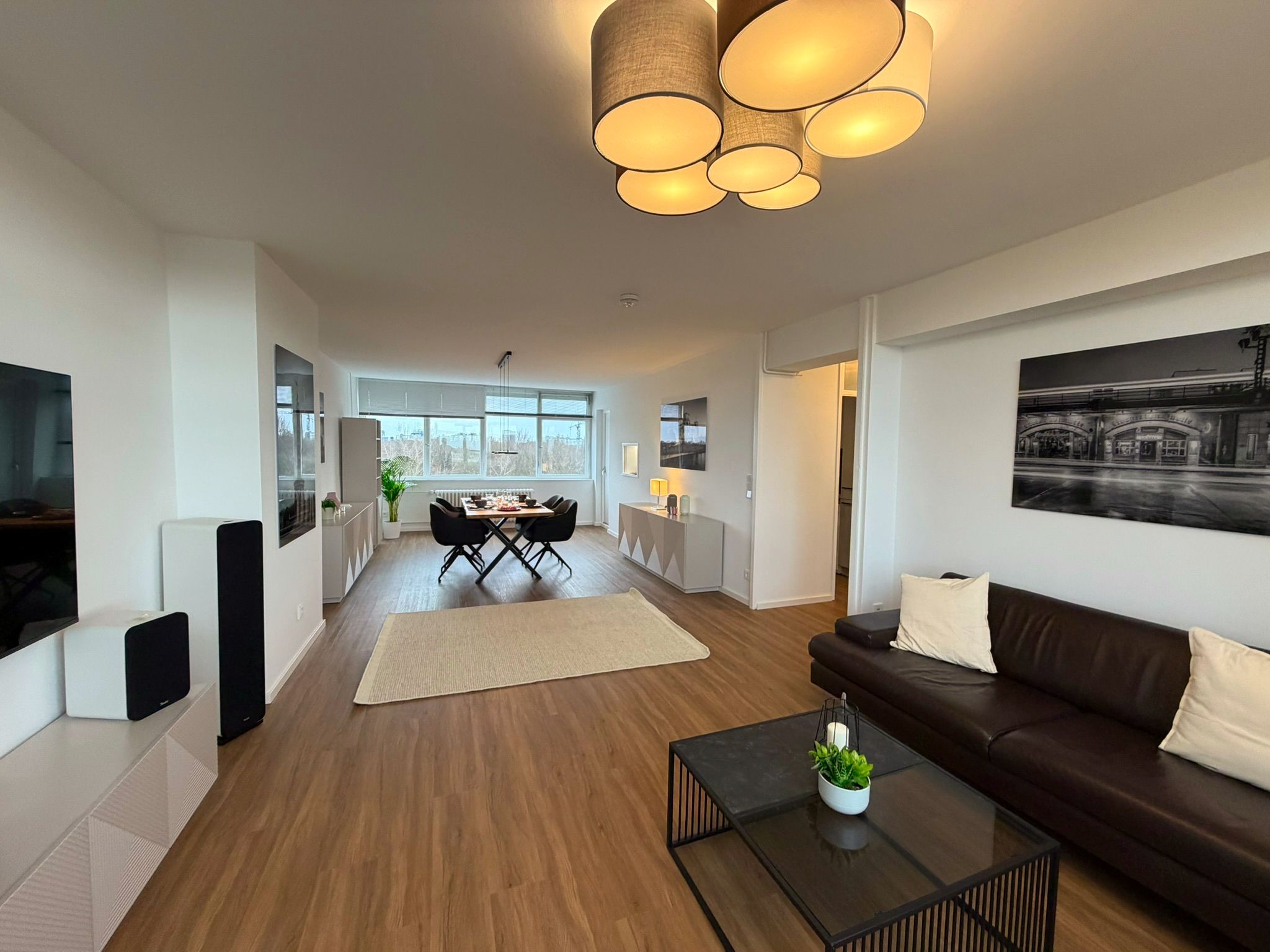  BusinessLiving – Berlin Tiergarten – Government District – Händelallee BAUHAUS Walter Gropius – Mode  -  BusinessLiving – Berlin Tiergarten – Government District – Händelallee BAUHAUS Walter Gropius – Modern apartment – with home office  - Gallery -  36
