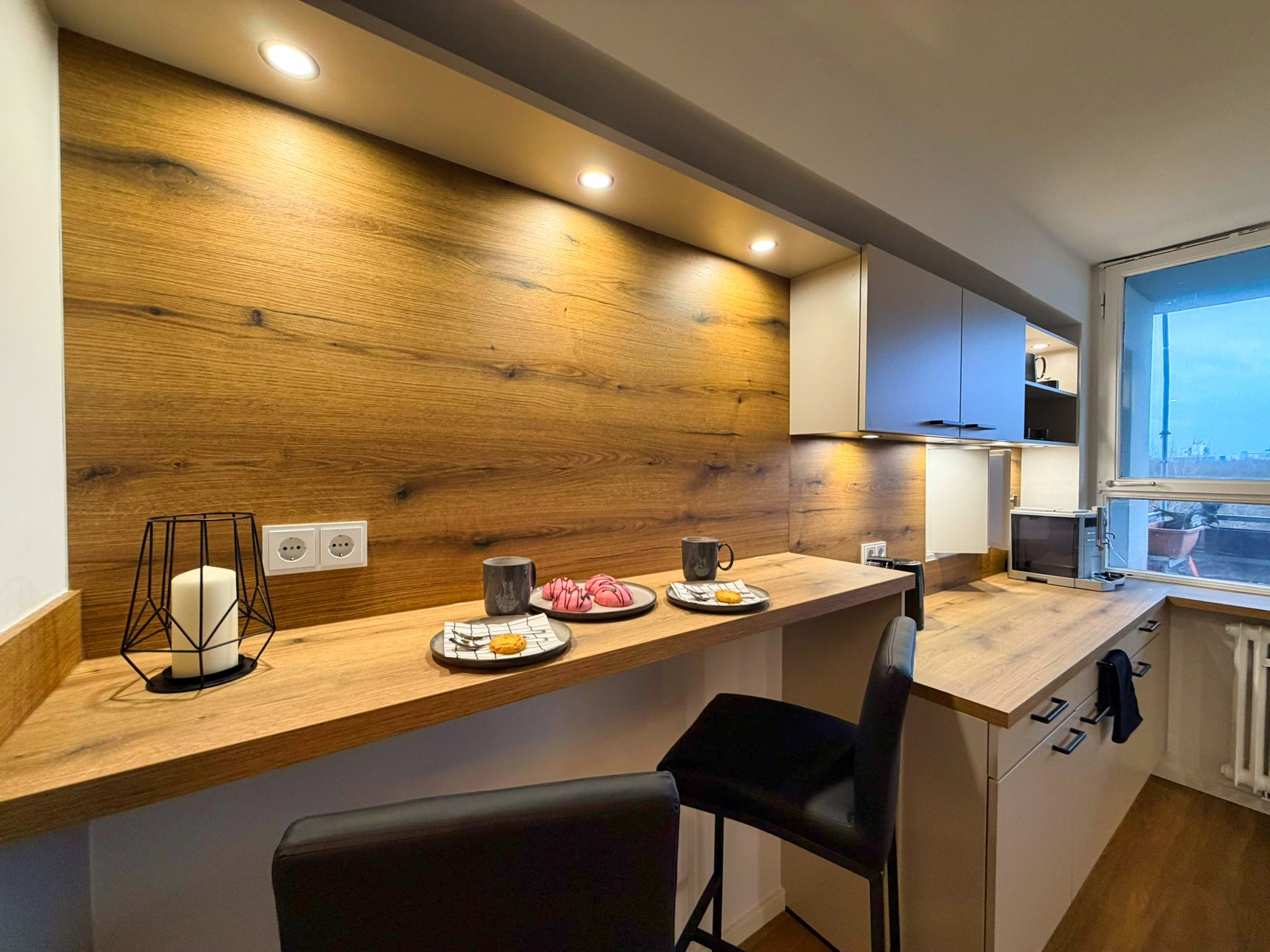  BusinessLiving – Berlin Tiergarten – Government District – Händelallee BAUHAUS Walter Gropius – Mode  -  BusinessLiving – Berlin Tiergarten – Government District – Händelallee BAUHAUS Walter Gropius – Modern apartment – with home office  - Gallery -  12