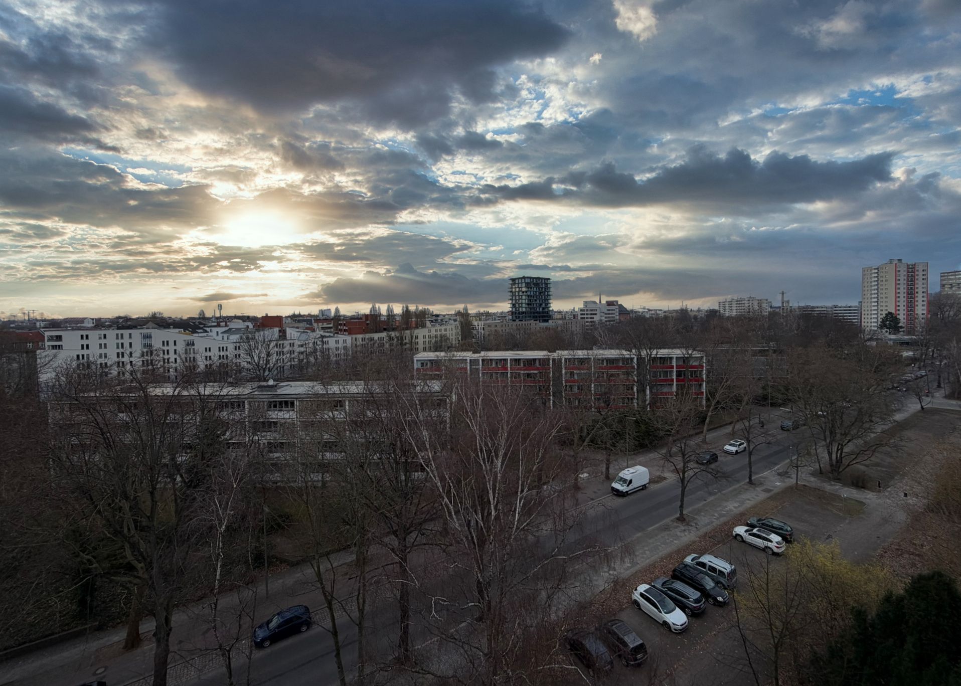  BusinessLiving – Berlin Tiergarten – Government District – Händelallee BAUHAUS Walter Gropius – Mode  -  BusinessLiving – Berlin Tiergarten – Government District – Händelallee BAUHAUS Walter Gropius – Modern apartment – with home office  - Gallery -  6
