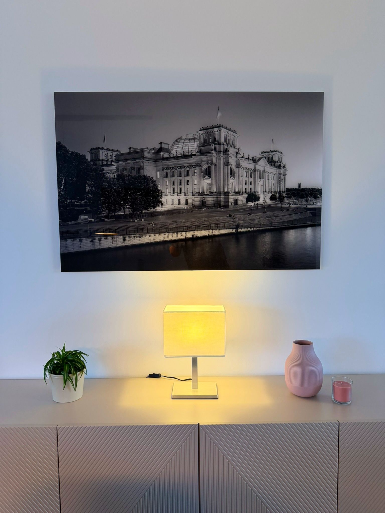  BusinessLiving – Berlin Tiergarten – Government District – Händelallee BAUHAUS Walter Gropius – Mode  -  BusinessLiving – Berlin Tiergarten – Government District – Händelallee BAUHAUS Walter Gropius – Modern apartment – with home office  - Gallery -  29