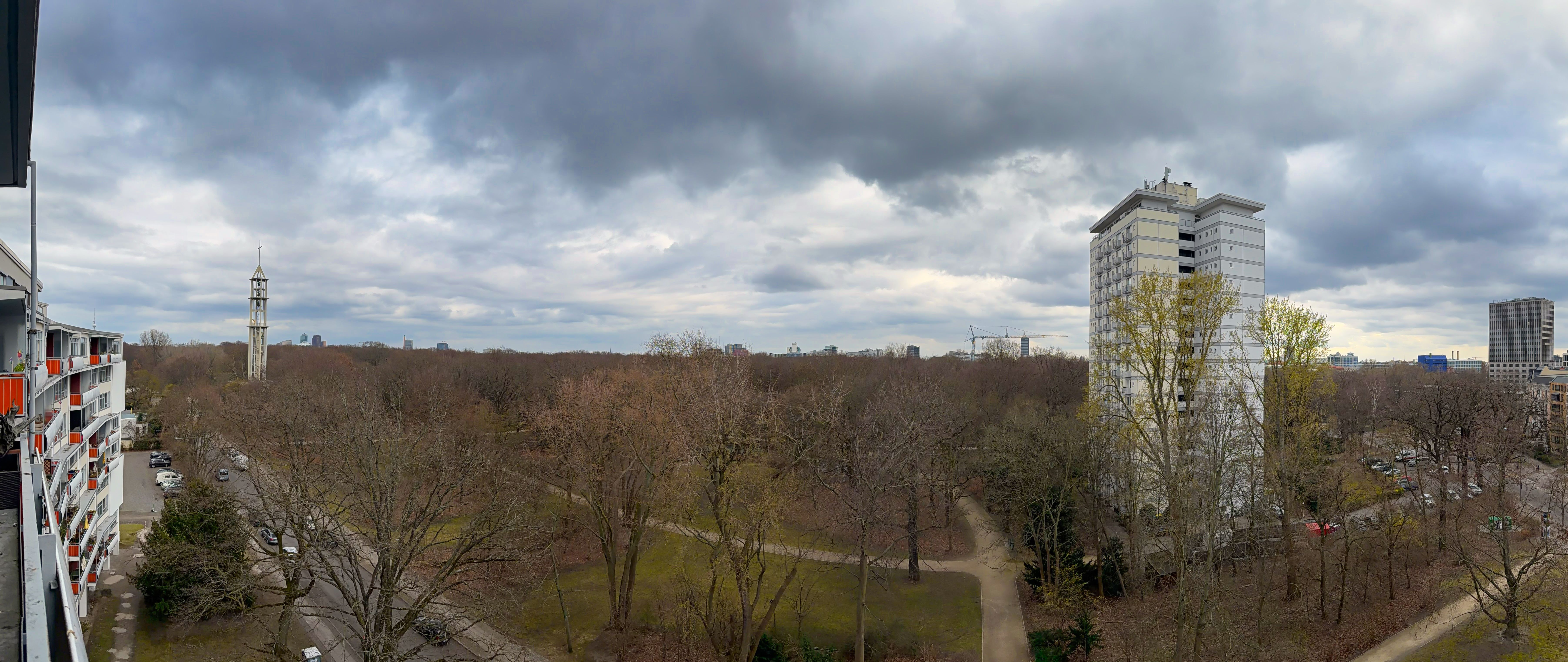  BusinessLiving – Berlin Tiergarten – Government District – Händelallee BAUHAUS Walter Gropius – Mode  -  BusinessLiving – Berlin Tiergarten – Government District – Händelallee BAUHAUS Walter Gropius – Modern apartment – with home office  - Gallery -  5