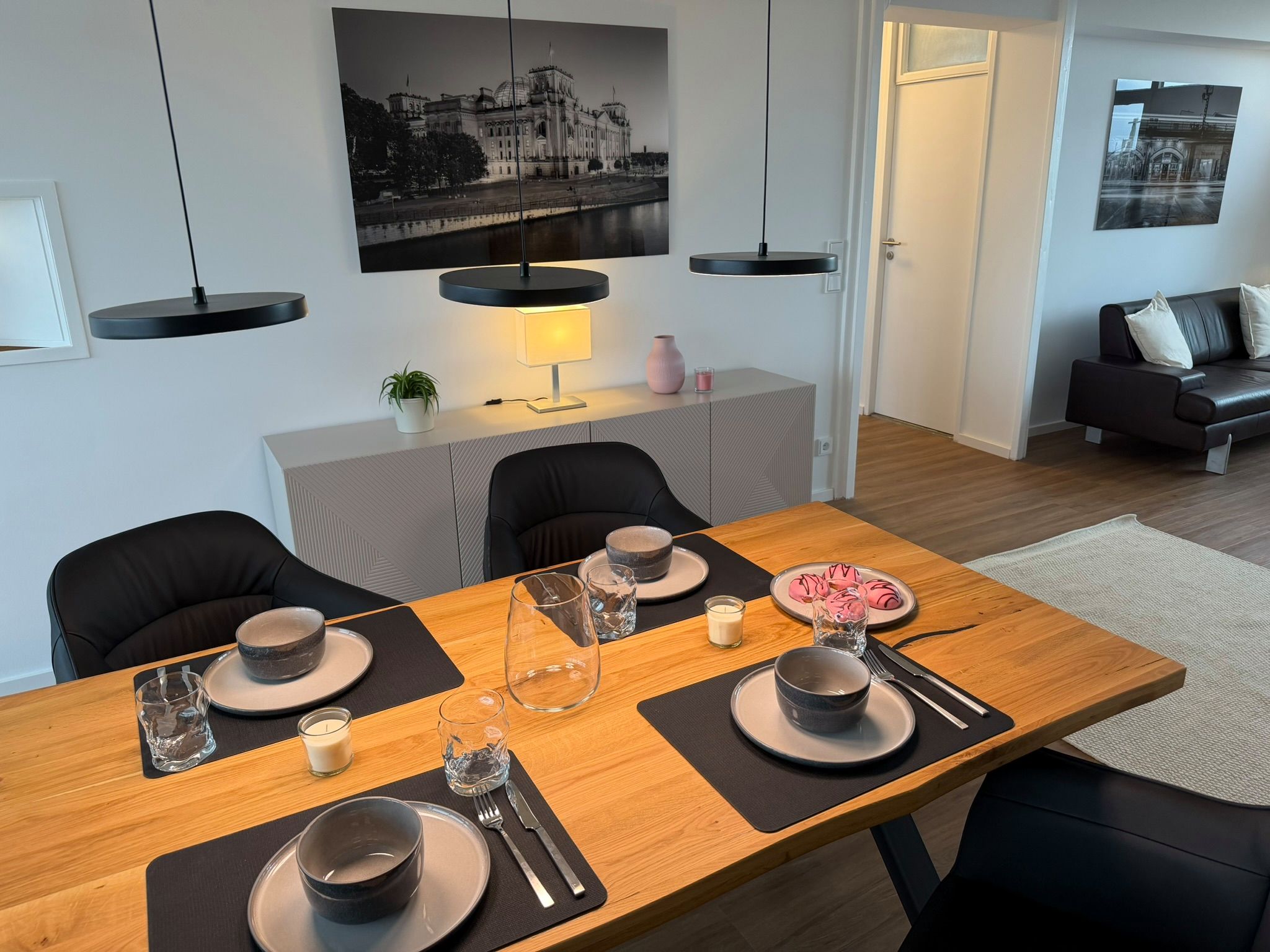  BusinessLiving – Berlin Tiergarten – Government District – Händelallee BAUHAUS Walter Gropius – Mode  -  BusinessLiving – Berlin Tiergarten – Government District – Händelallee BAUHAUS Walter Gropius – Modern apartment – with home office  - Gallery -  30
