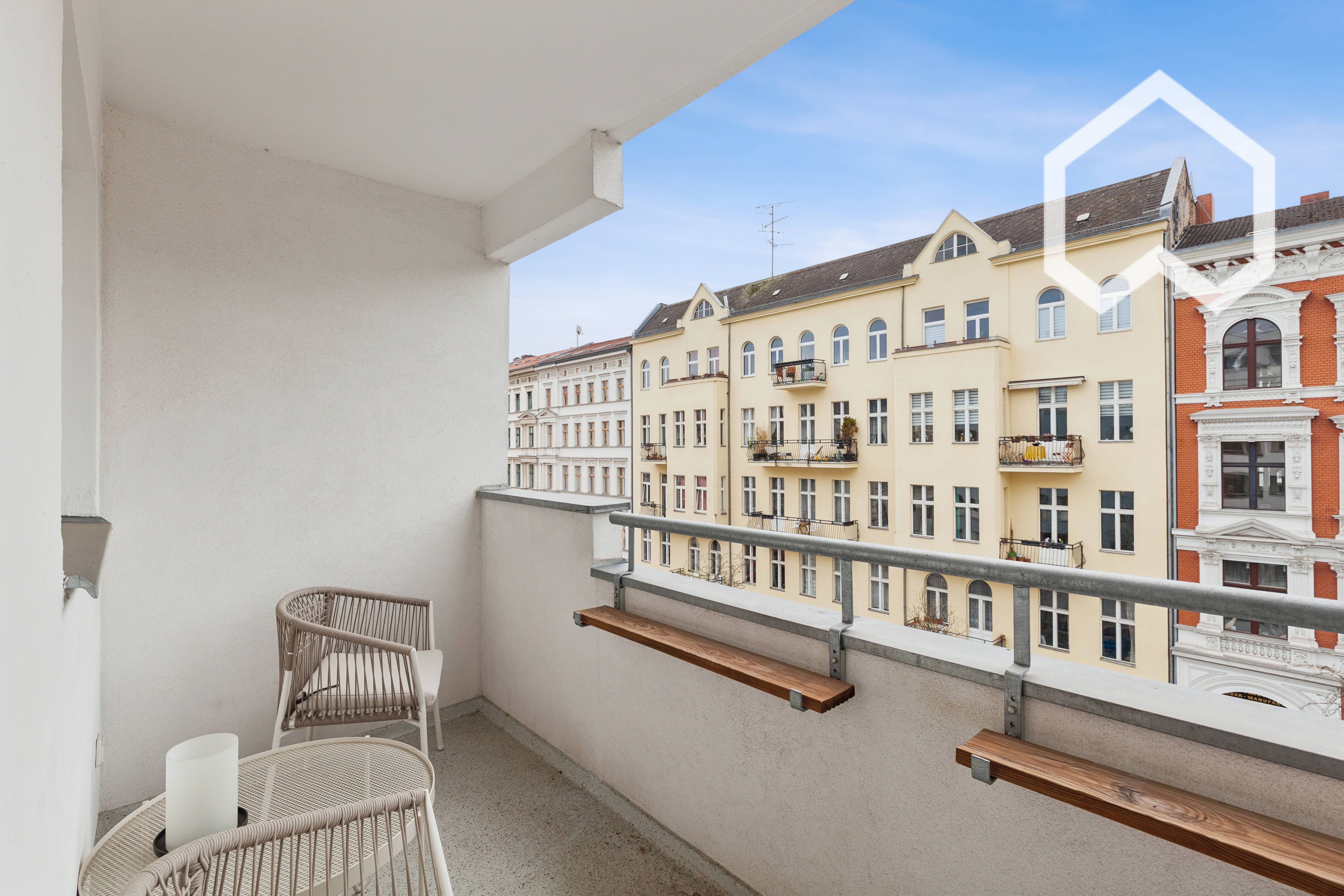  NEW! Bright, Modernly Furnished 2-Bedroom Apartment With A Balcony In Kreuzberg  -  NEW! Bright, modernly furnished 2-bedroom apartment with a balcony in Kreuzberg  - Gallery -  11