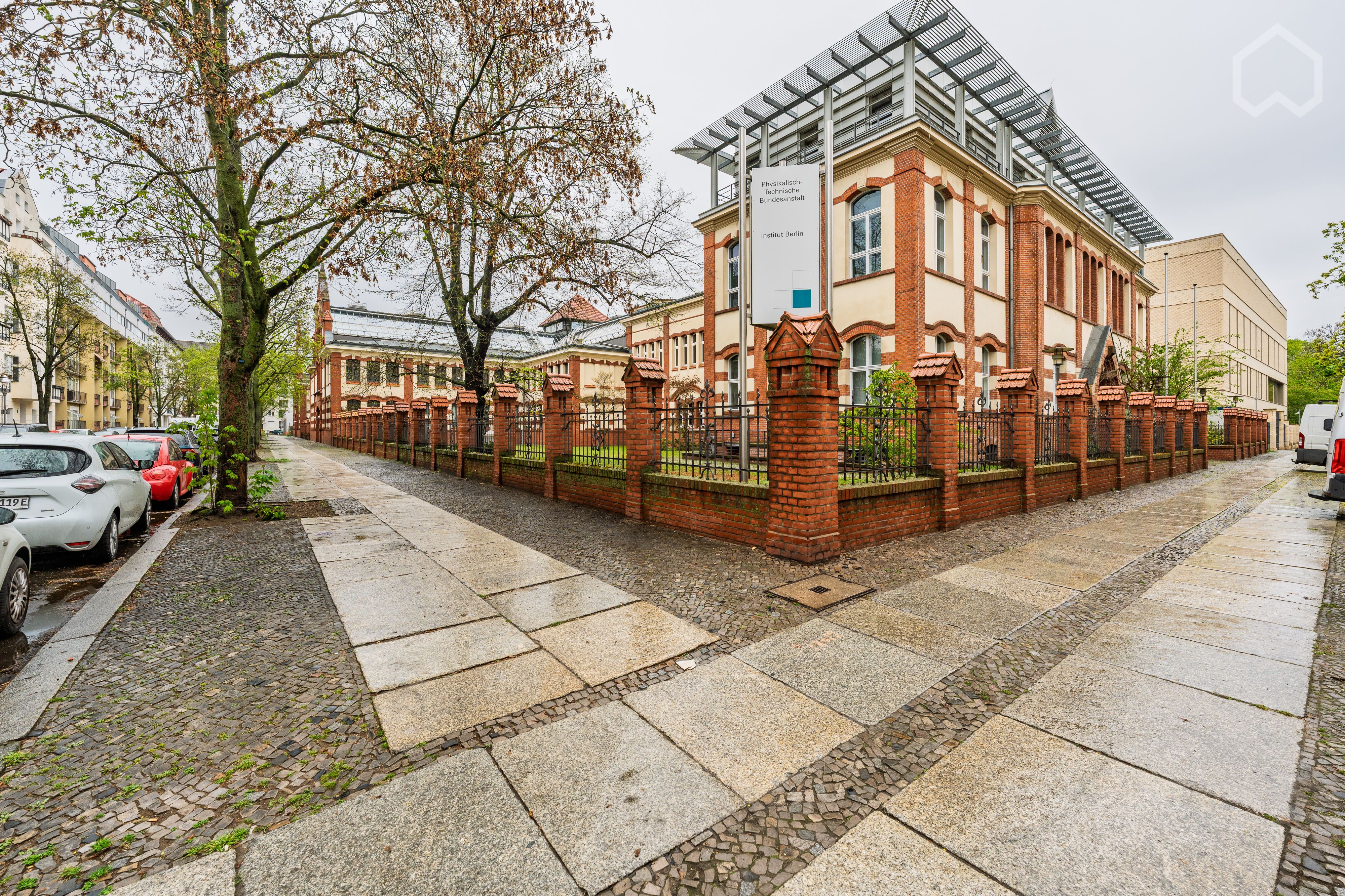  Exclusive Fully Furnished Luxury Apartment In The Heart Of Charlottenburg  -  Exclusive Fully Furnished Luxury Apartment in the Heart of Charlottenburg  - Gallery -  7