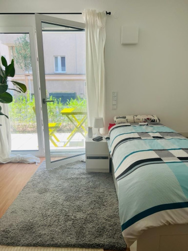 Modern Furnished Studio with Balcony in Berlin Wedding (All Inclusive)