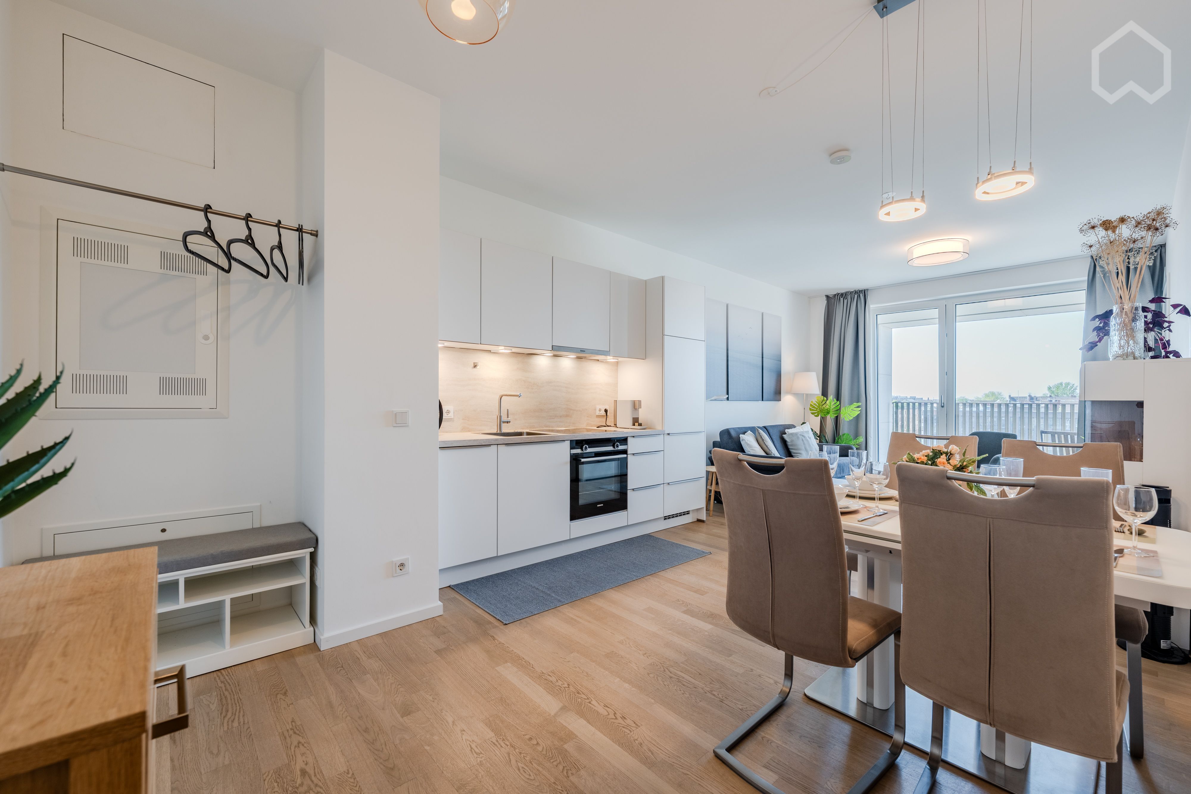  Premium Two-Room Apartment With Beautiful Views Of The River Spree, Historical Berlin Wall And The O  -  Premium two-room Apartment with beautiful views of the River Spree, historical Berlin Wall and the Oberbaum Bridge in top location  - Gallery -  45