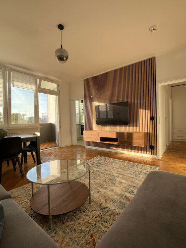 Fully Furnished Premium Apartment for Rent near KaDeWe