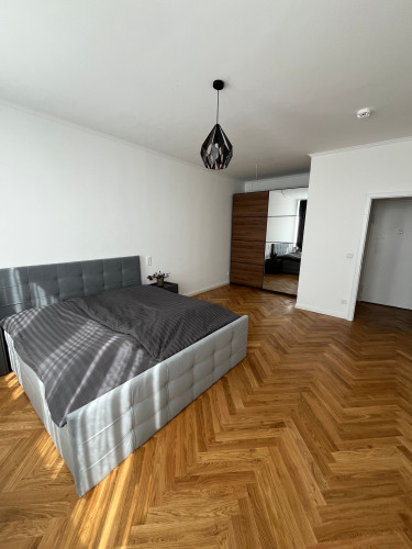 Fully Furnished Premium Apartment for Rent near KaDeWe
