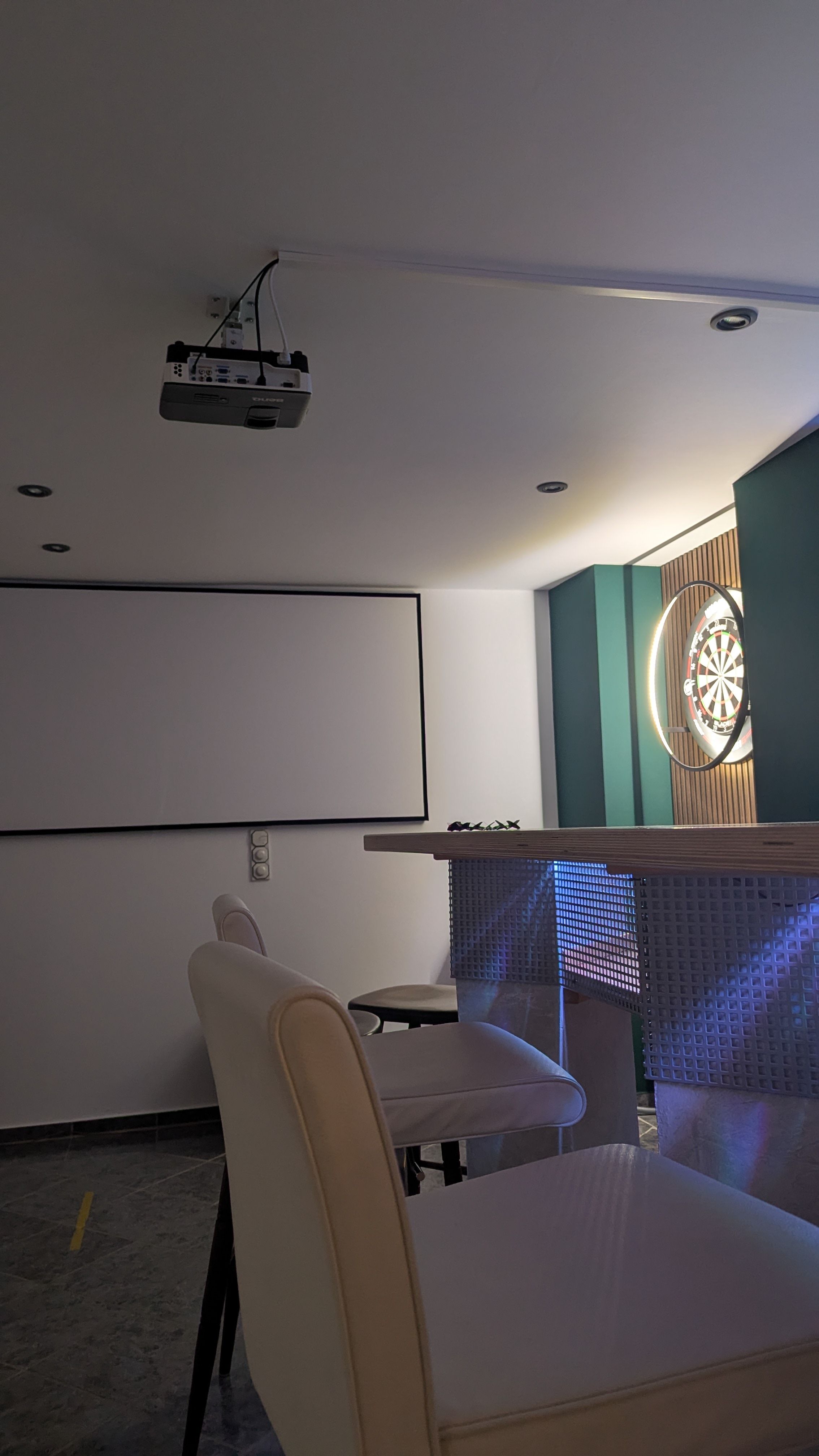  Exclusive 91-Square-Meter Apartment With A Terrace, Sauna, And Parking Space – Quietly Located Betwe  -  Exclusive 91-square-meter apartment with a terrace, sauna, and parking space – quietly located between Düsseldorf, Essen, and Wuppertal  - Gallery -  7