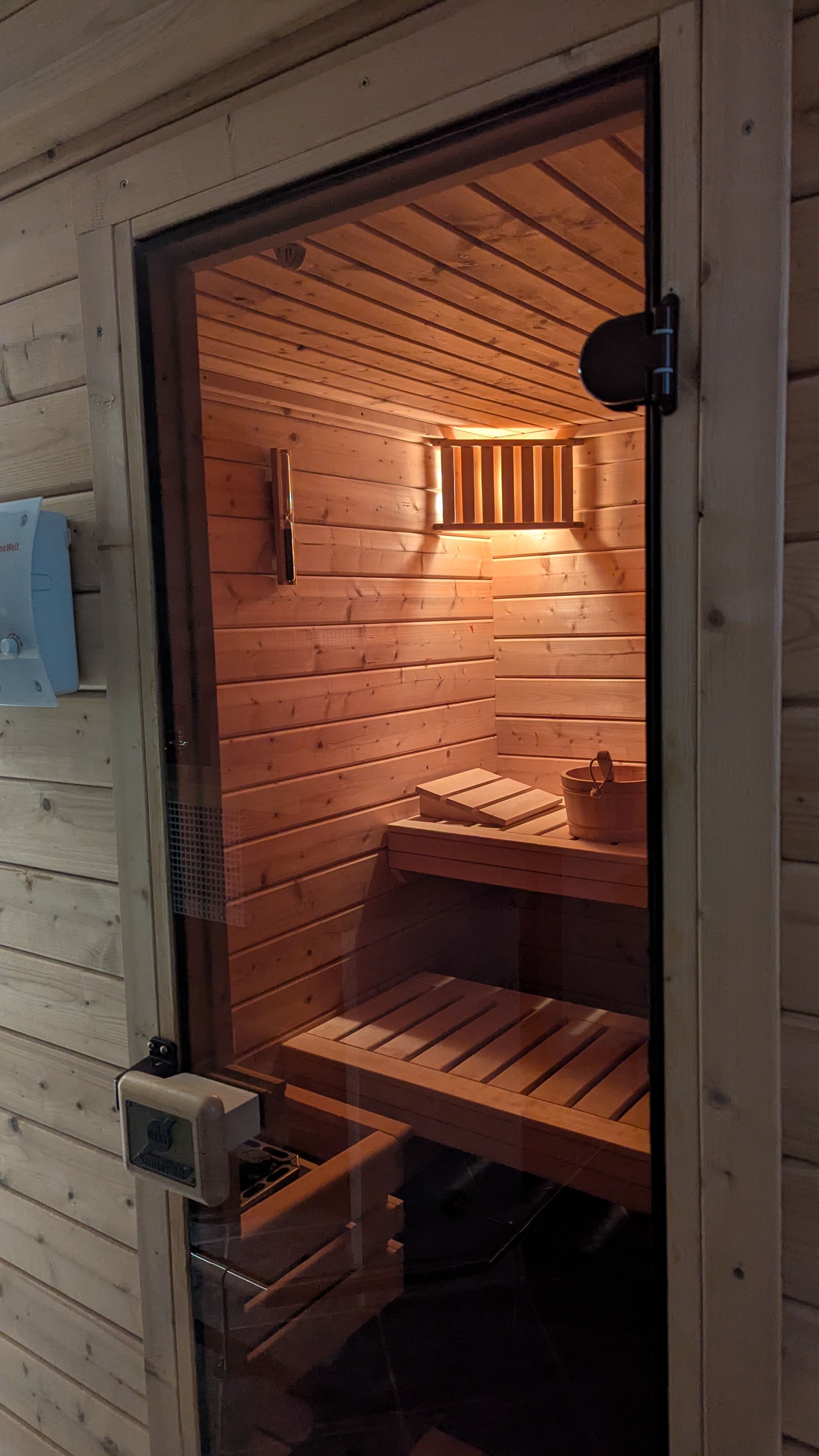 Exclusive 91-Square-Meter Apartment With A Terrace, Sauna, And Parking Space – Quietly Located Betwe - 5