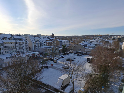 Newly furnished, bright 2-room apartment, prime location in Bonn-Duisdorf, balcony, underground parking space, 69 sqm, first occupancy