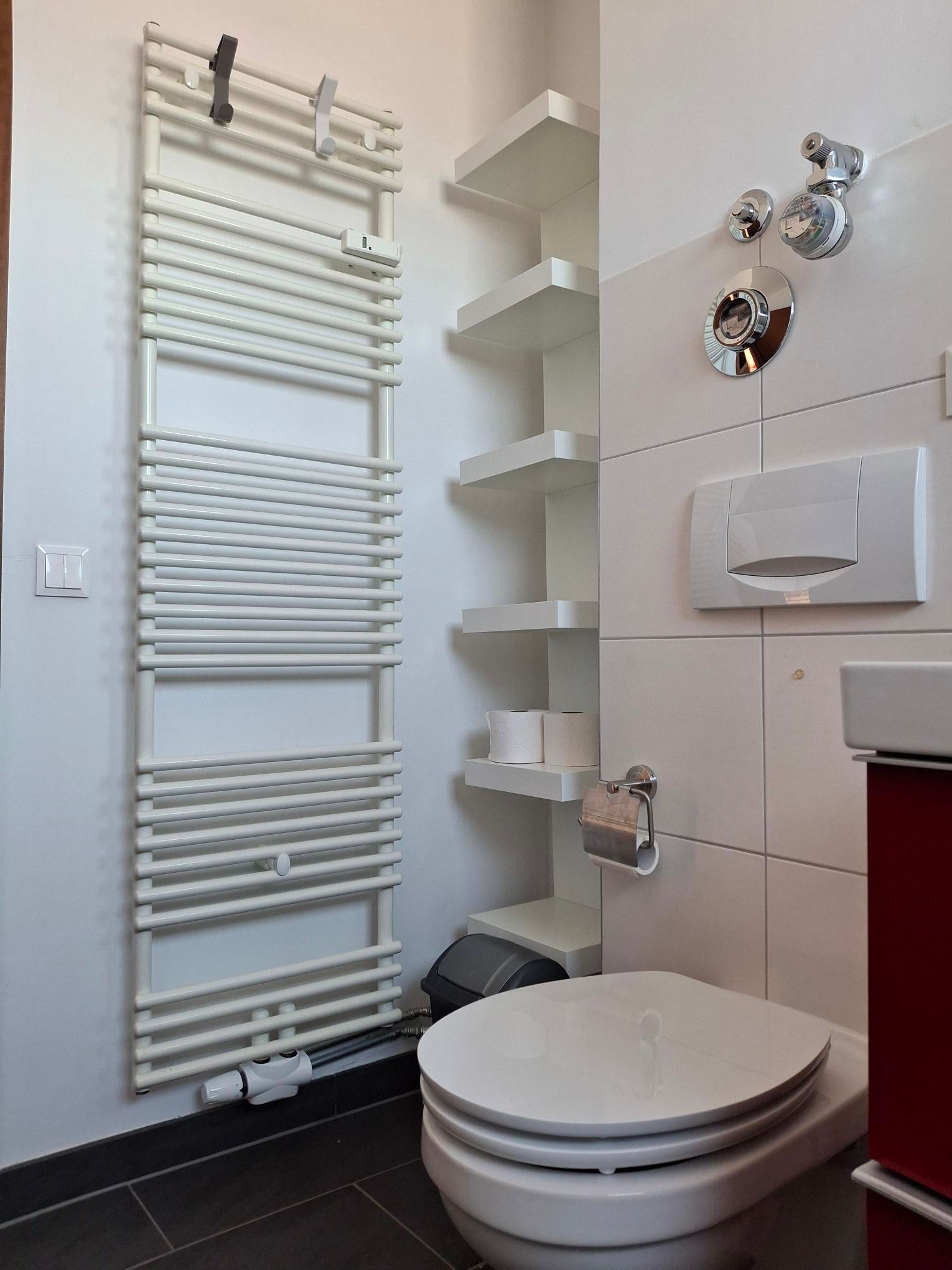 Newly Furnished, Bright 2-Room Apartment, Prime Location In Bonn-Duisdorf, Balcony, Underground Park - Newly furnished, bright 2-room apartment, prime location in Bonn-Duisdorf, balcony, underground parking space, 69 sqm, first occupancy - Gallery - 9