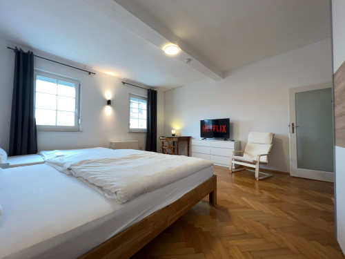 Large maisonette apartment by Rabe Washing machine Terrace (15 min. KA City | 10 min. KIT Nord | 8 min. Daimler | 5 min. MiRO)