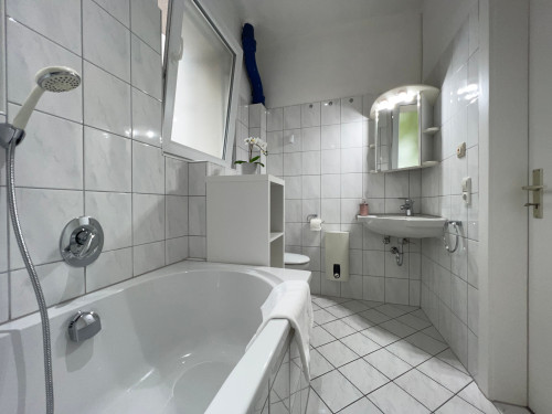 Large maisonette apartment by Rabe Washing machine Terrace (15 min. KA City | 10 min. KIT Nord | 8 min. Daimler | 5 min. MiRO) - Gallery - 10