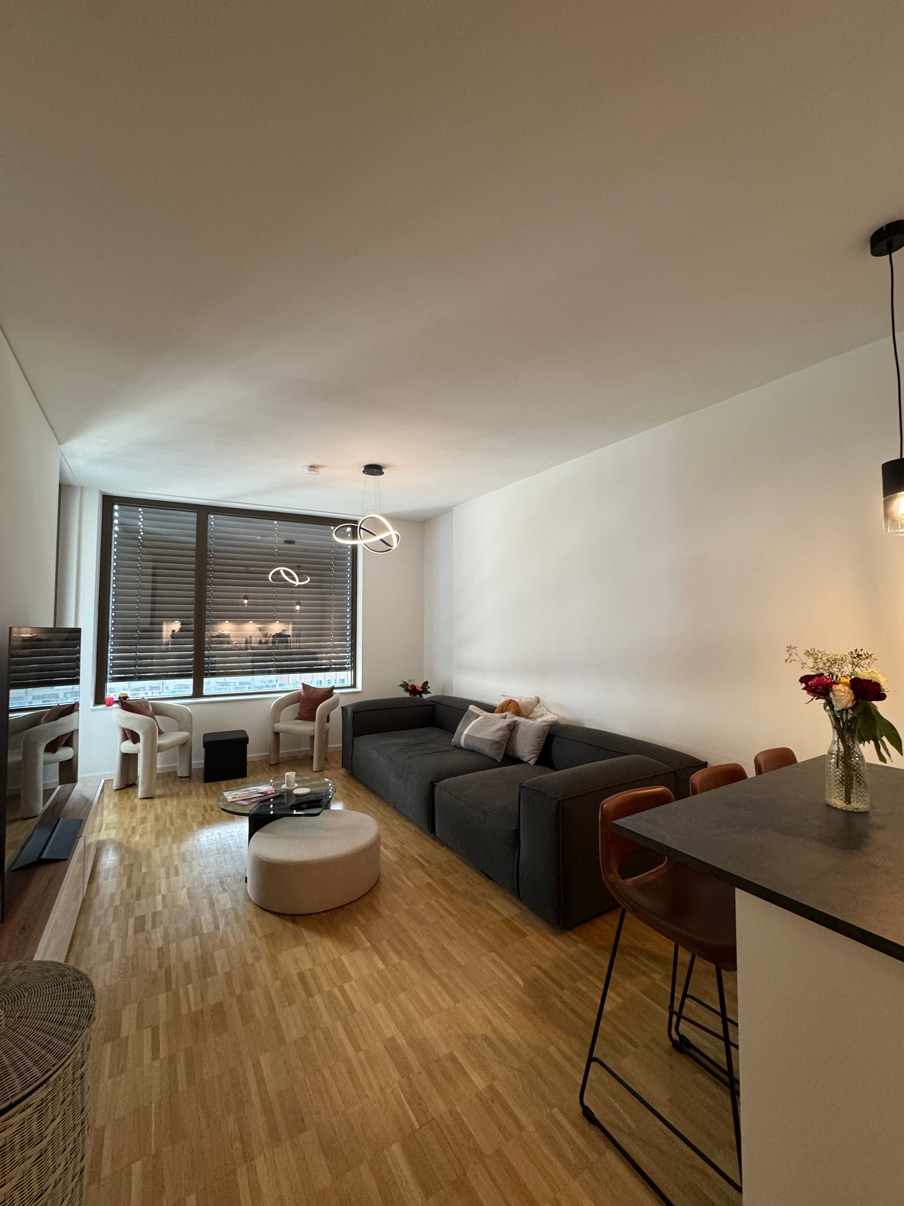  Beautiful 3- Room Designer Apartment In Berlin Mitte (80m2) – Fully Furnished + Balcony + Gym + Conc  -  Beautiful 3- room Designer Apartment in Berlin Mitte (80m2) – Fully Furnished + Balcony + Gym + Concierge  - Gallery -  23