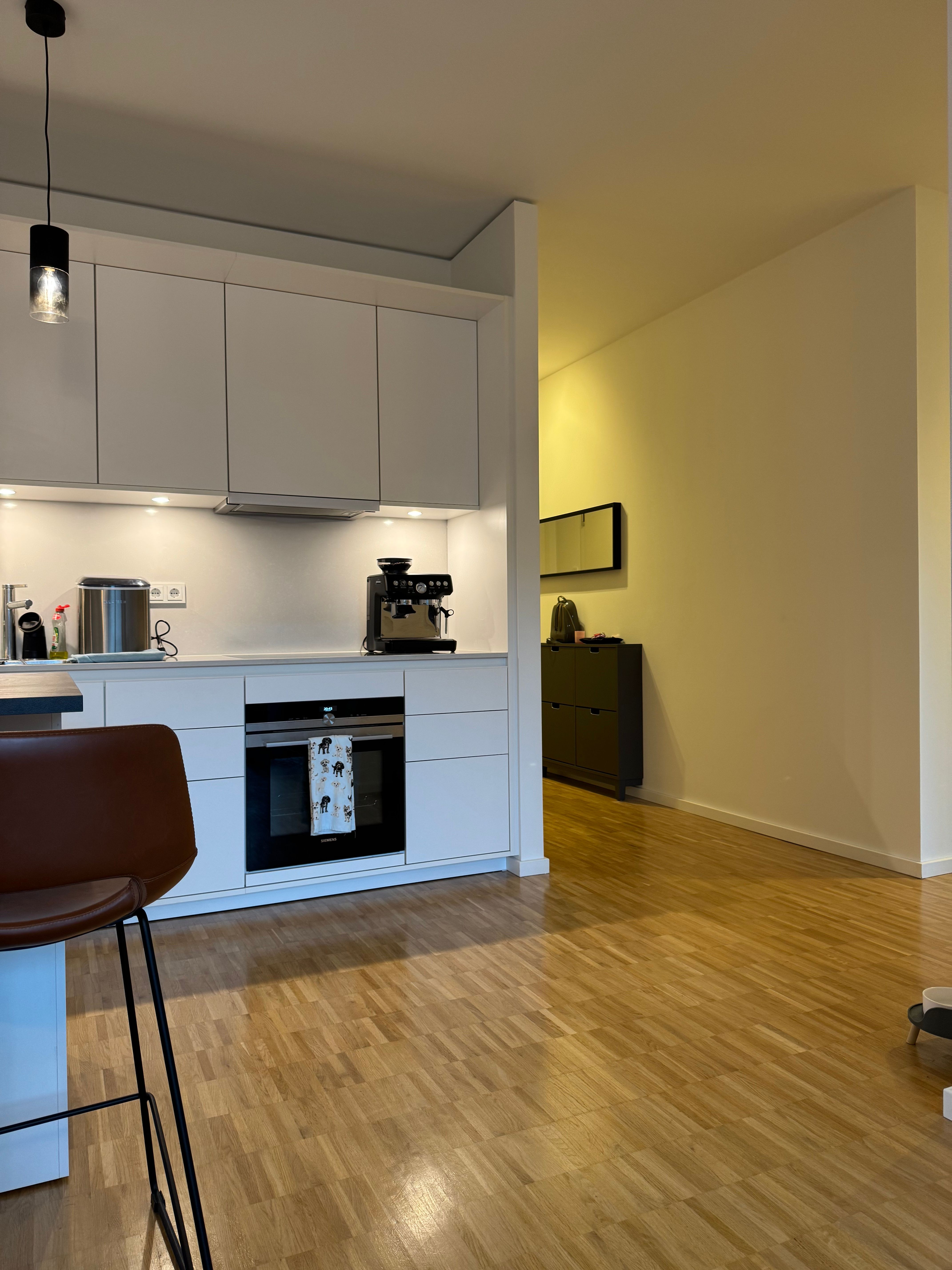  Beautiful 3- Room Designer Apartment In Berlin Mitte (80m2) – Fully Furnished + Balcony + Gym + Conc  -  Beautiful 3- room Designer Apartment in Berlin Mitte (80m2) – Fully Furnished + Balcony + Gym + Concierge  - Gallery -  11