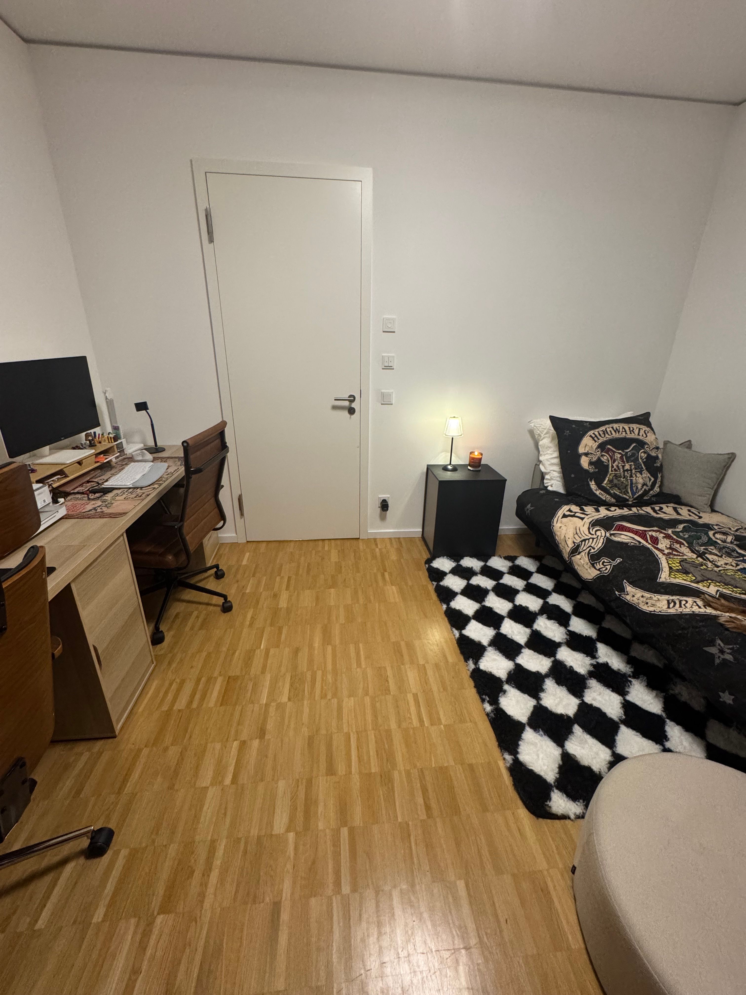  Beautiful 3- Room Designer Apartment In Berlin Mitte (80m2) – Fully Furnished + Balcony + Gym + Conc  -  Beautiful 3- room Designer Apartment in Berlin Mitte (80m2) – Fully Furnished + Balcony + Gym + Concierge  - Gallery -  8