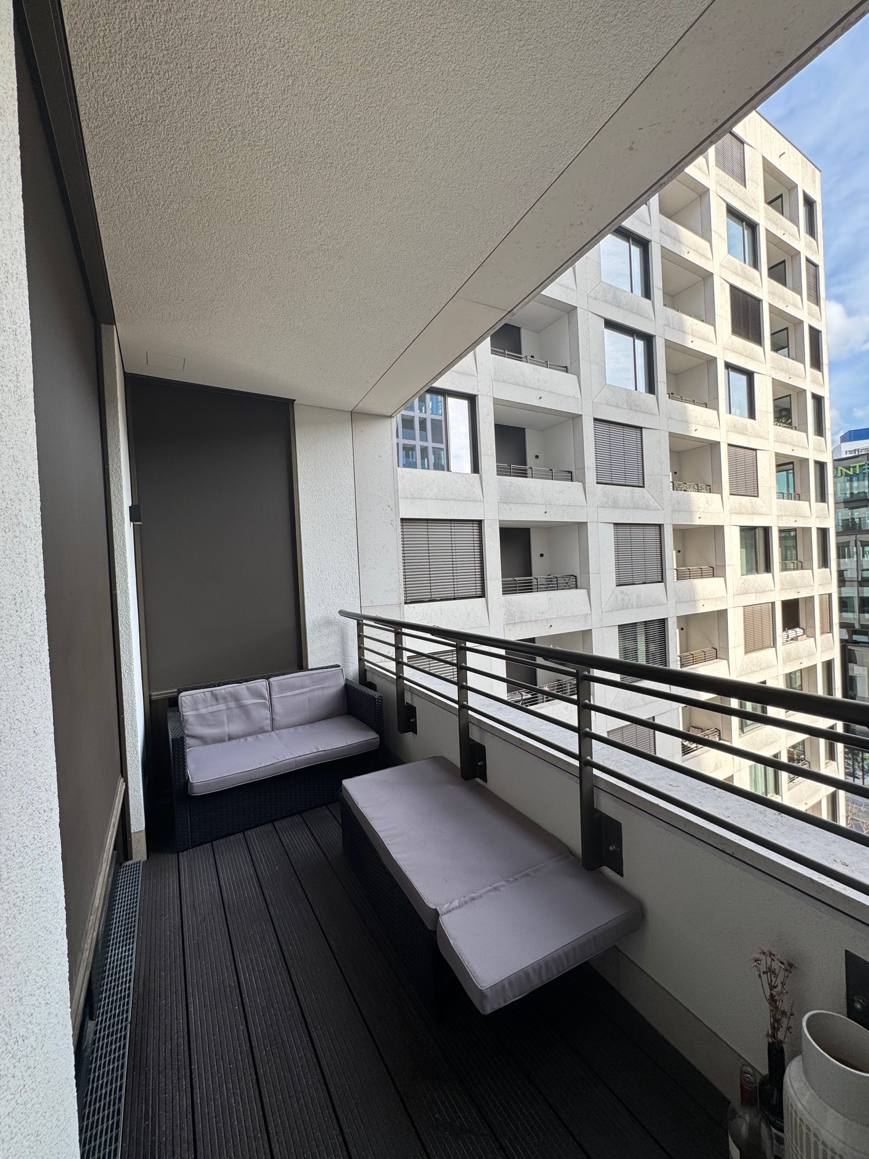  Beautiful 3- Room Designer Apartment In Berlin Mitte (80m2) – Fully Furnished + Balcony + Gym + Conc  -  Beautiful 3- room Designer Apartment in Berlin Mitte (80m2) – Fully Furnished + Balcony + Gym + Concierge  - Gallery -  4