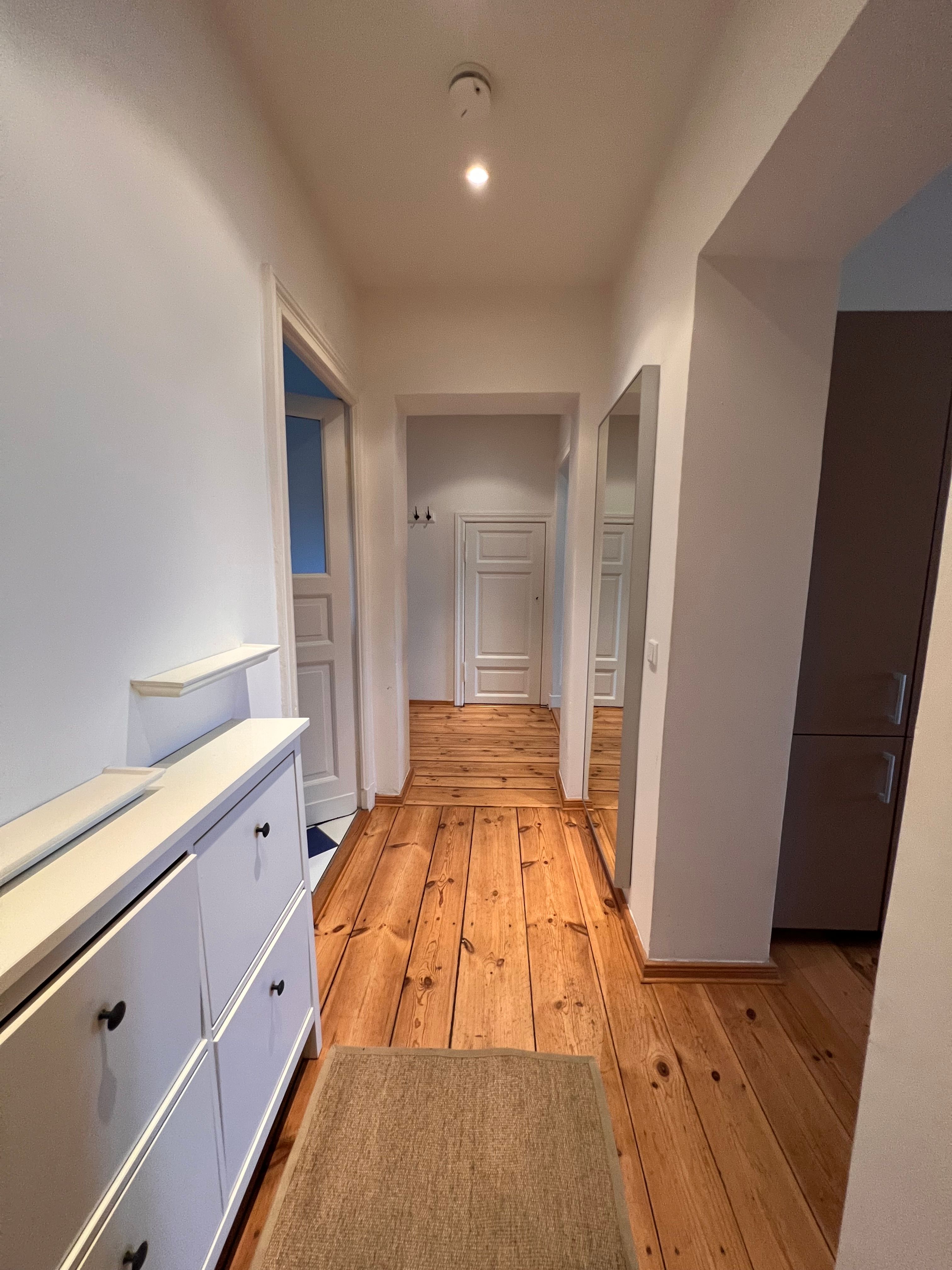  Premium Apartment With A Beautiful View Of Helmholtzplatz  -  Premium apartment with a beautiful view of Helmholtzplatz  - Gallery -  12