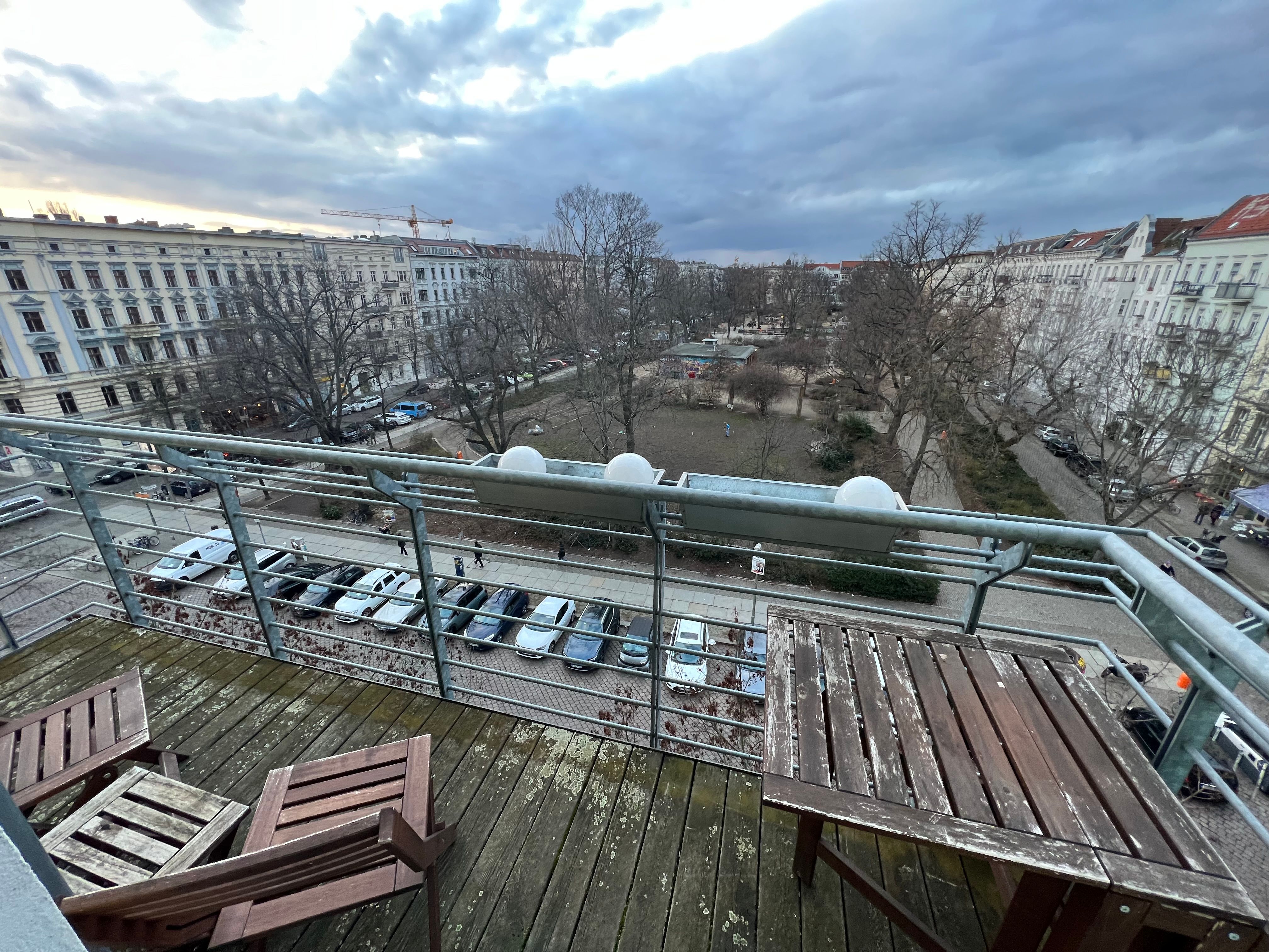  Premium Apartment With A Beautiful View Of Helmholtzplatz  -  Premium apartment with a beautiful view of Helmholtzplatz  - Gallery -  8