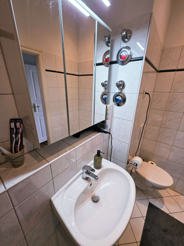 Stylish, bright & cosy with balcony in Friedrichshain