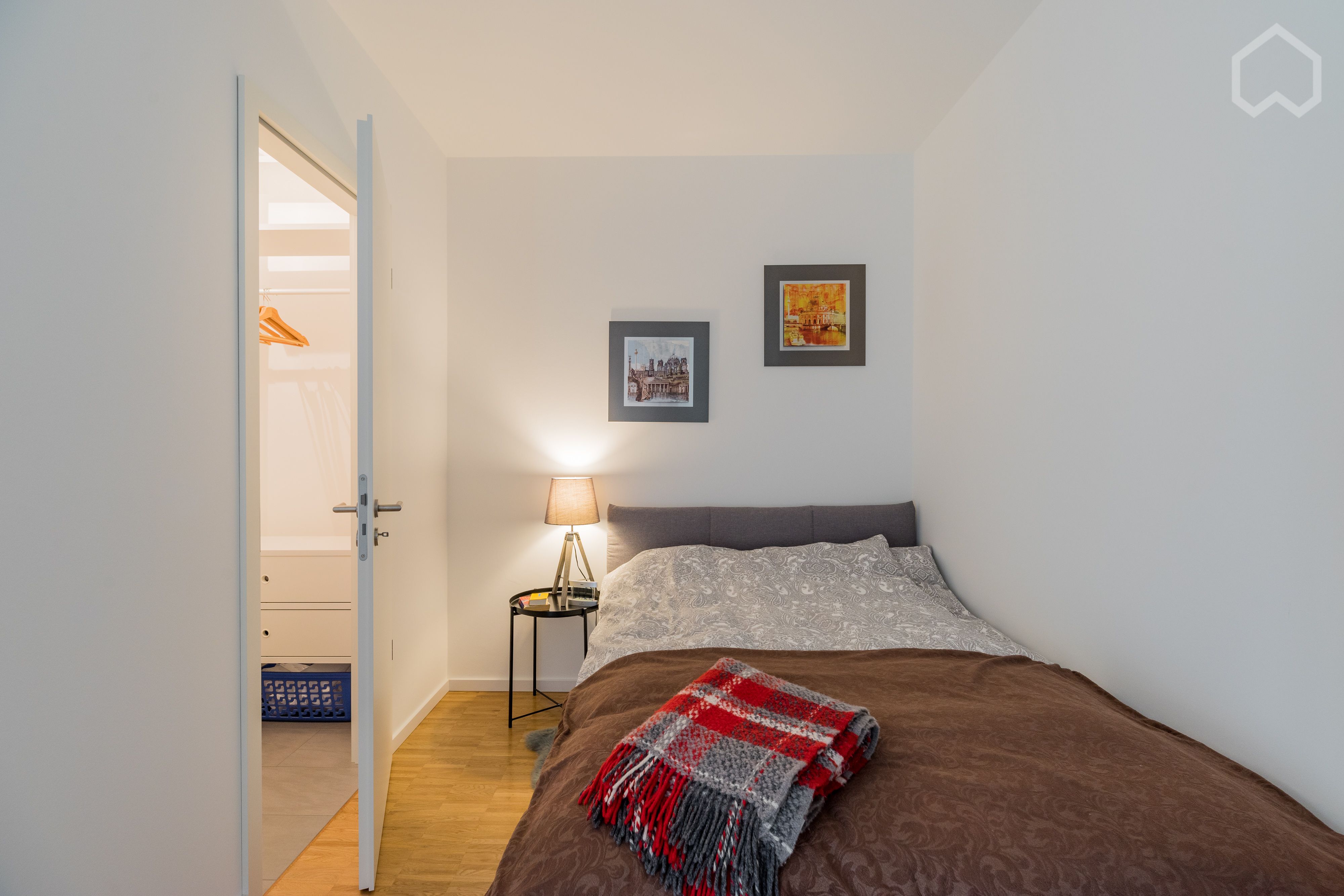  Urban Living: Nice & Spacious Flat With Car Parking  -  Urban living: Nice & spacious flat with car parking  - Gallery -  8