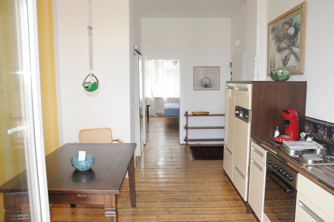  Very Lovely Apartment With South Facing Balcony And High Ceilings In Central Location  -  Very lovely apartment with south facing balcony and high ceilings in central location  - Gallery -  8