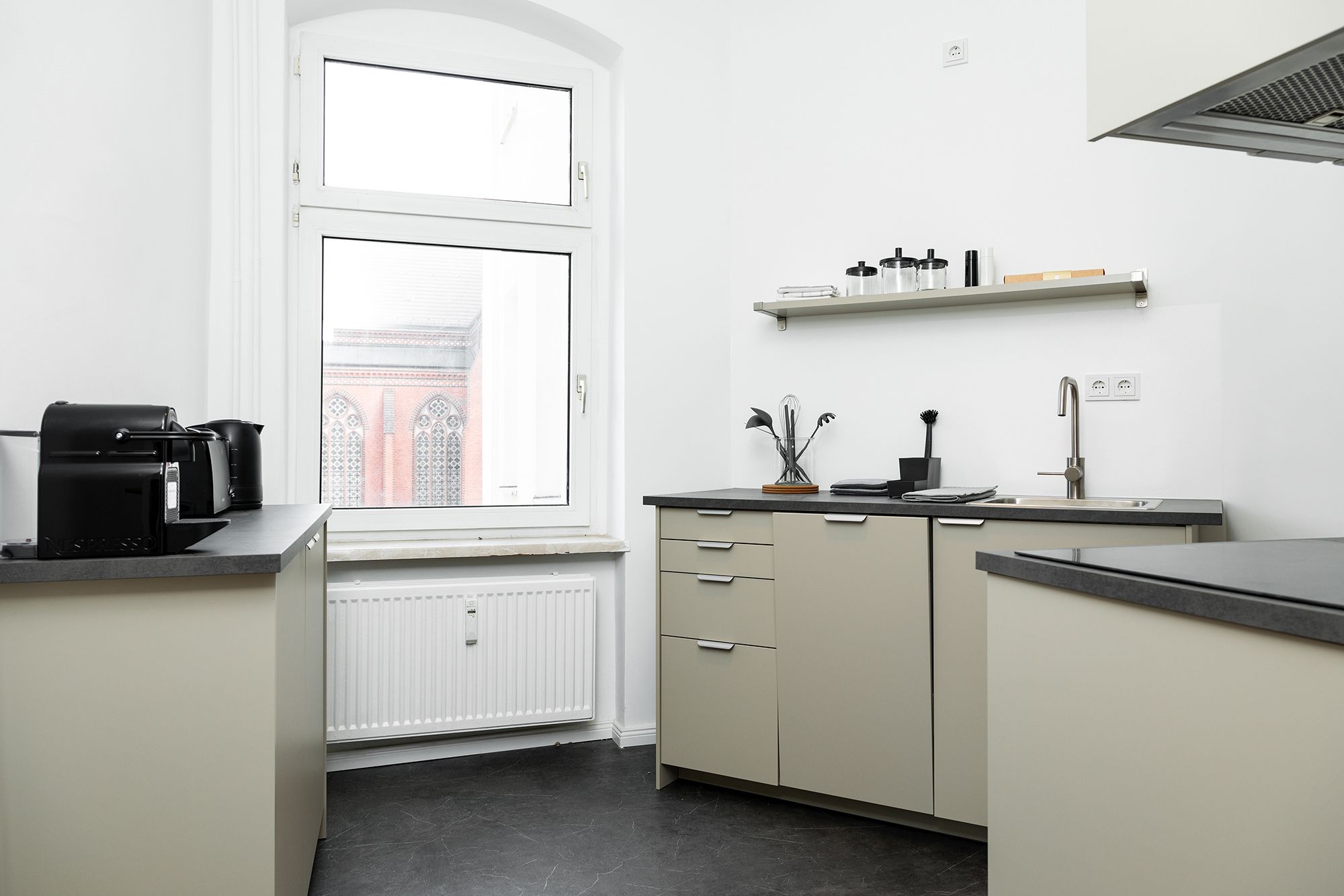 STYLISH FURNISHED 1-BEDROOM APARTMENT IN CHARMING MOABIT LOCATION - STYLISH FURNISHED 1-BEDROOM APARTMENT IN CHARMING MOABIT LOCATION - Gallery - 7
