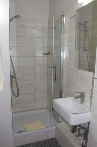 Spacious flat in Moabit