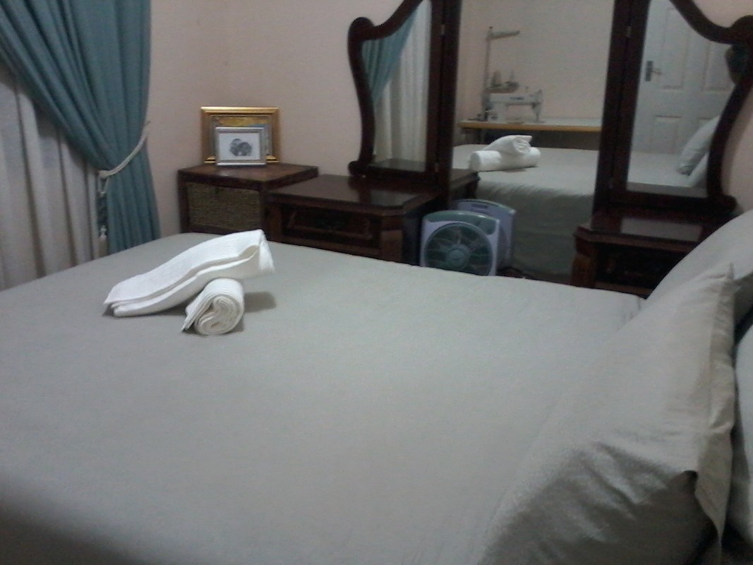DELUXE Double Room(Single Bed) - 1