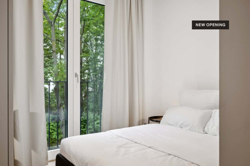 Room in Stromstraße, Berlin for 57 m² with 3 bedrooms