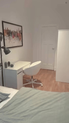 Single bedroom near Lohmühleninsel neighbourhood