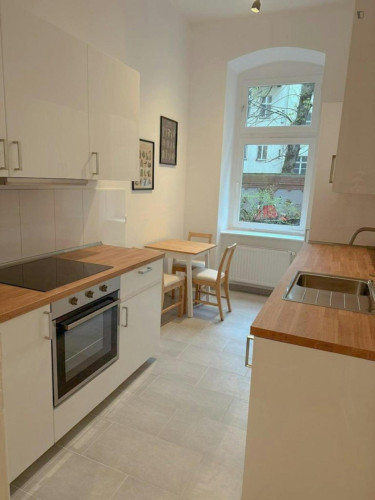 Single bedroom near Lohmühleninsel neighbourhood