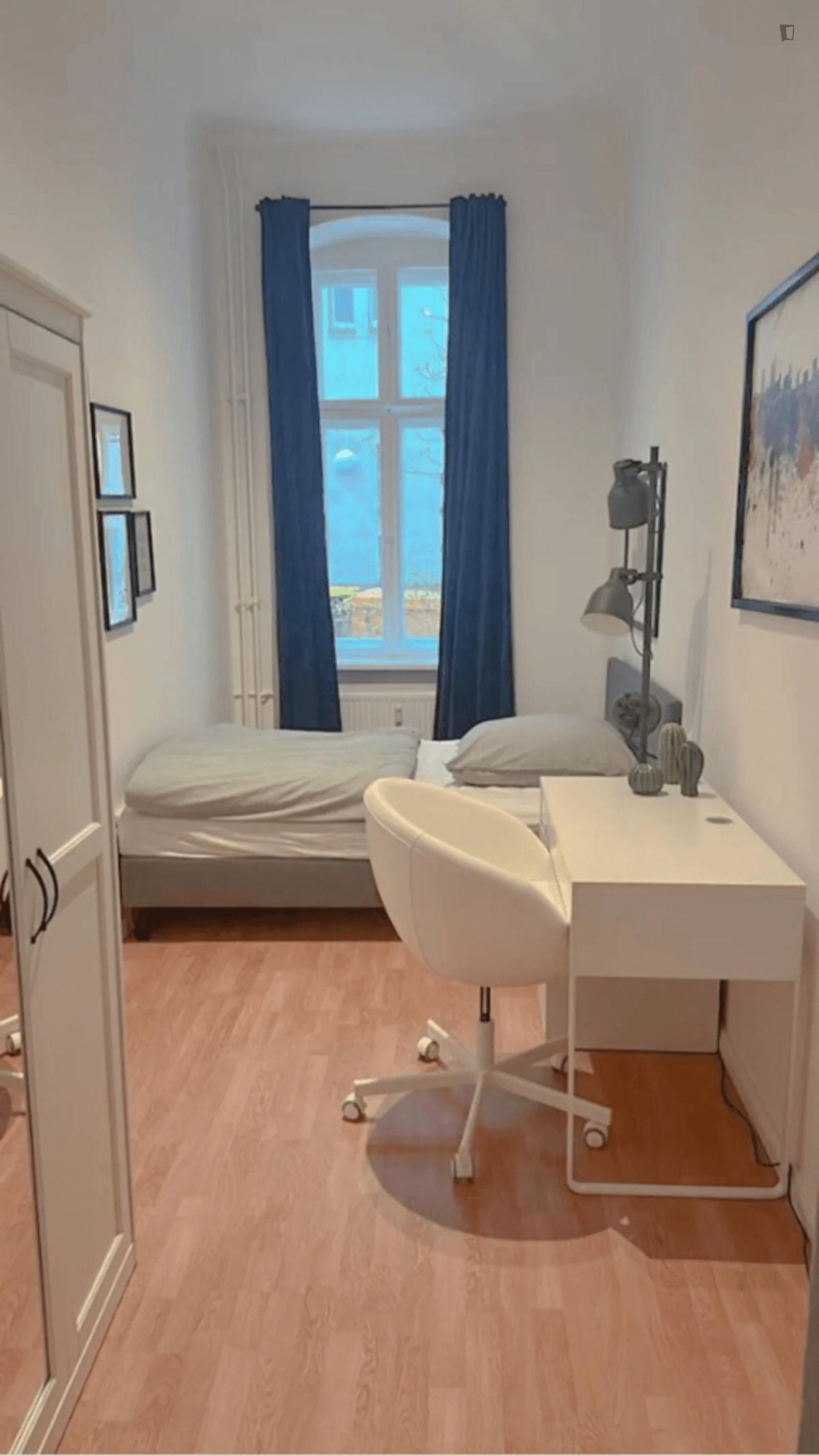  Single Bedroom Near Lohmühleninsel Neighbourhood  -  Single bedroom near Lohmühleninsel neighbourhood  - Gallery -  1